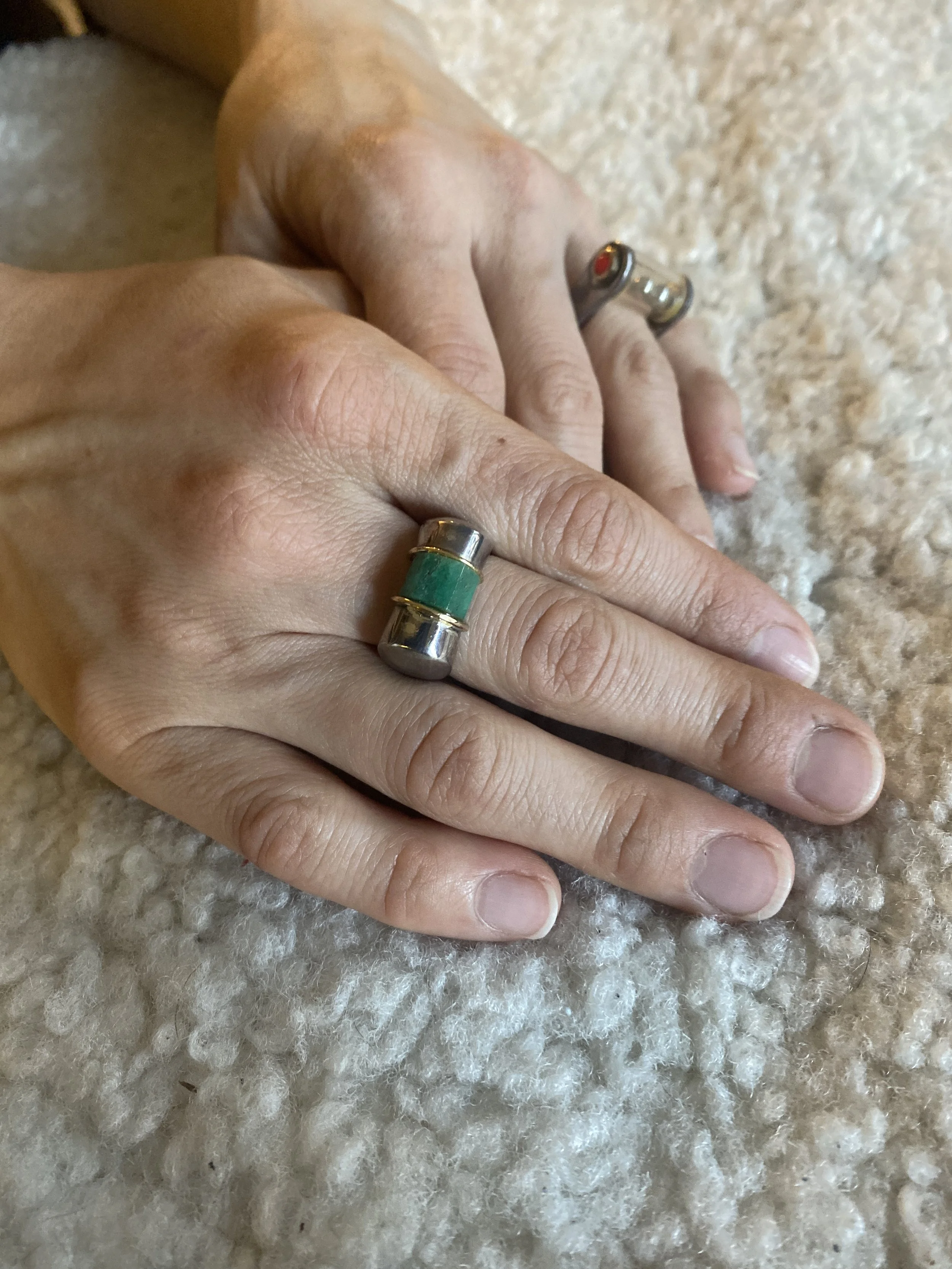 Palma Silver ring | £180 |

925 Silver, 24 kt gold, faceted raw emerald |  Weight: 9g