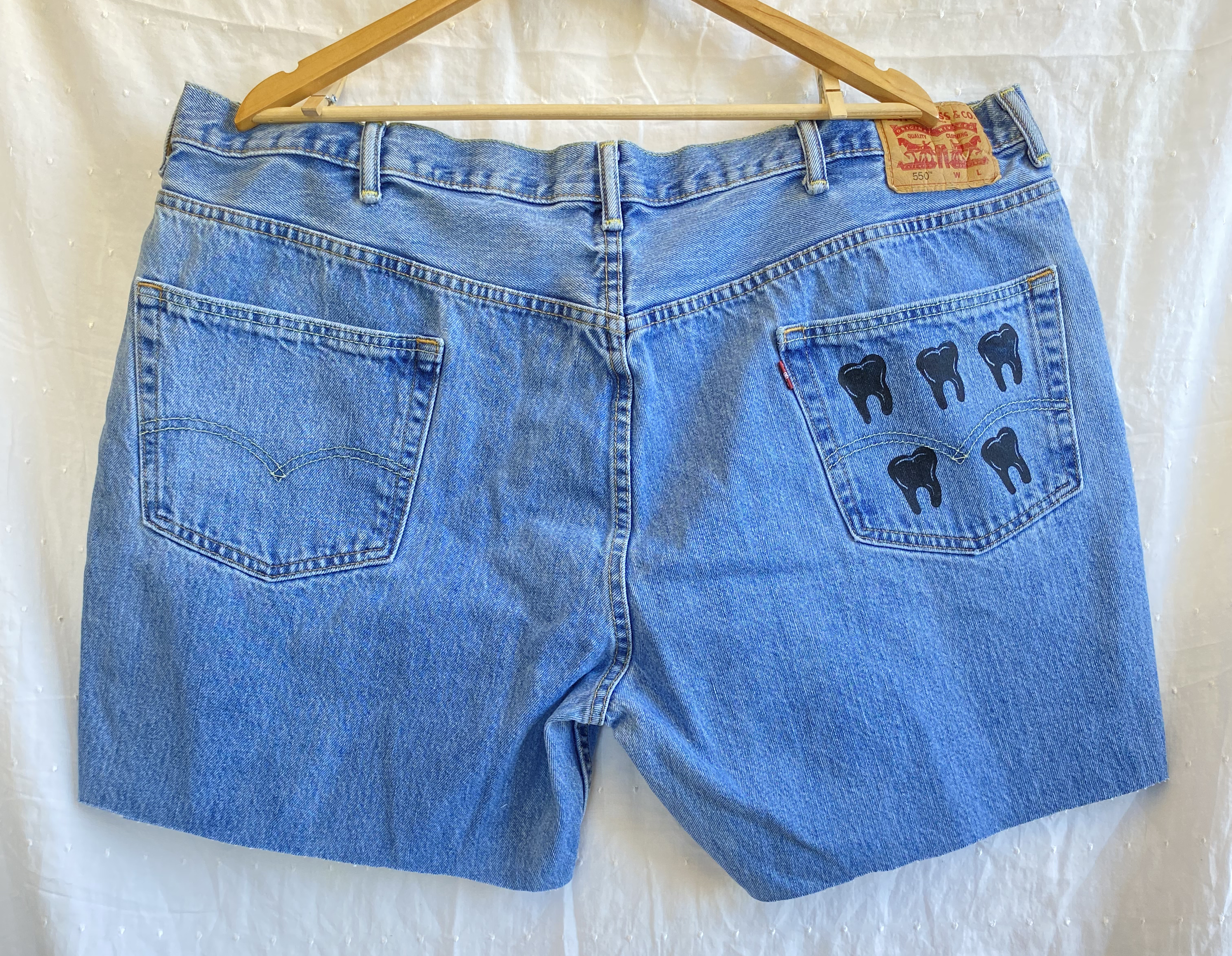 blue levis back.png