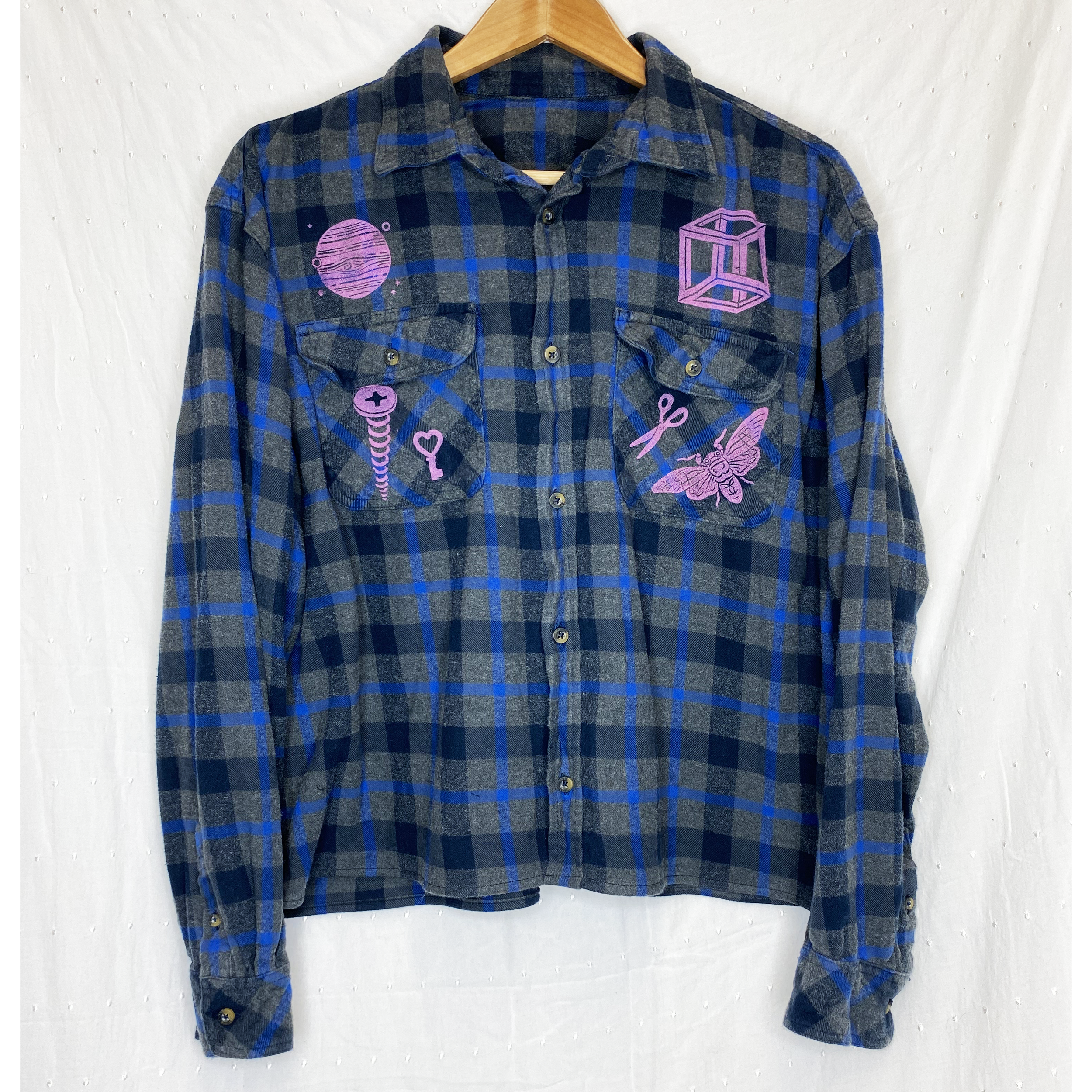 blue gray pink flannel.png