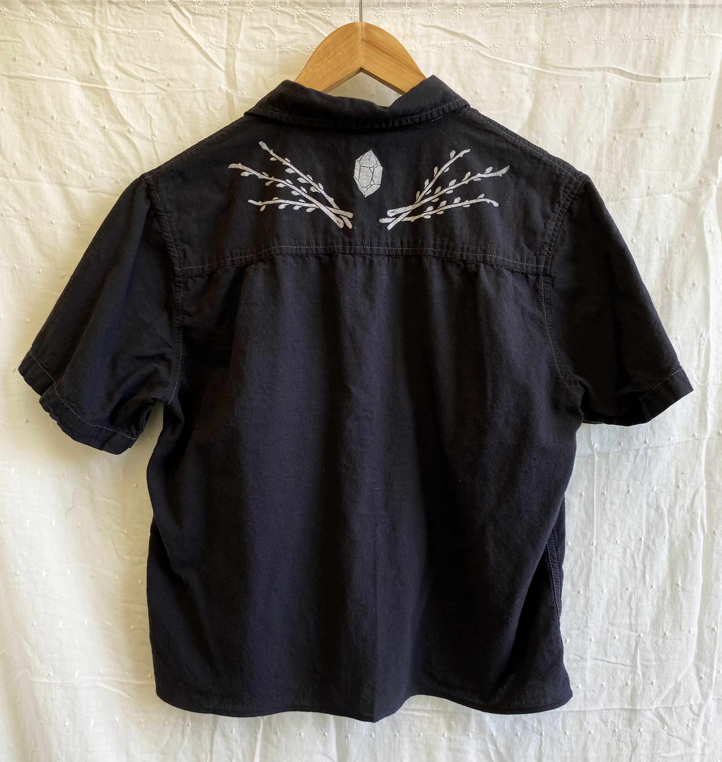crow crystal shirt back.png