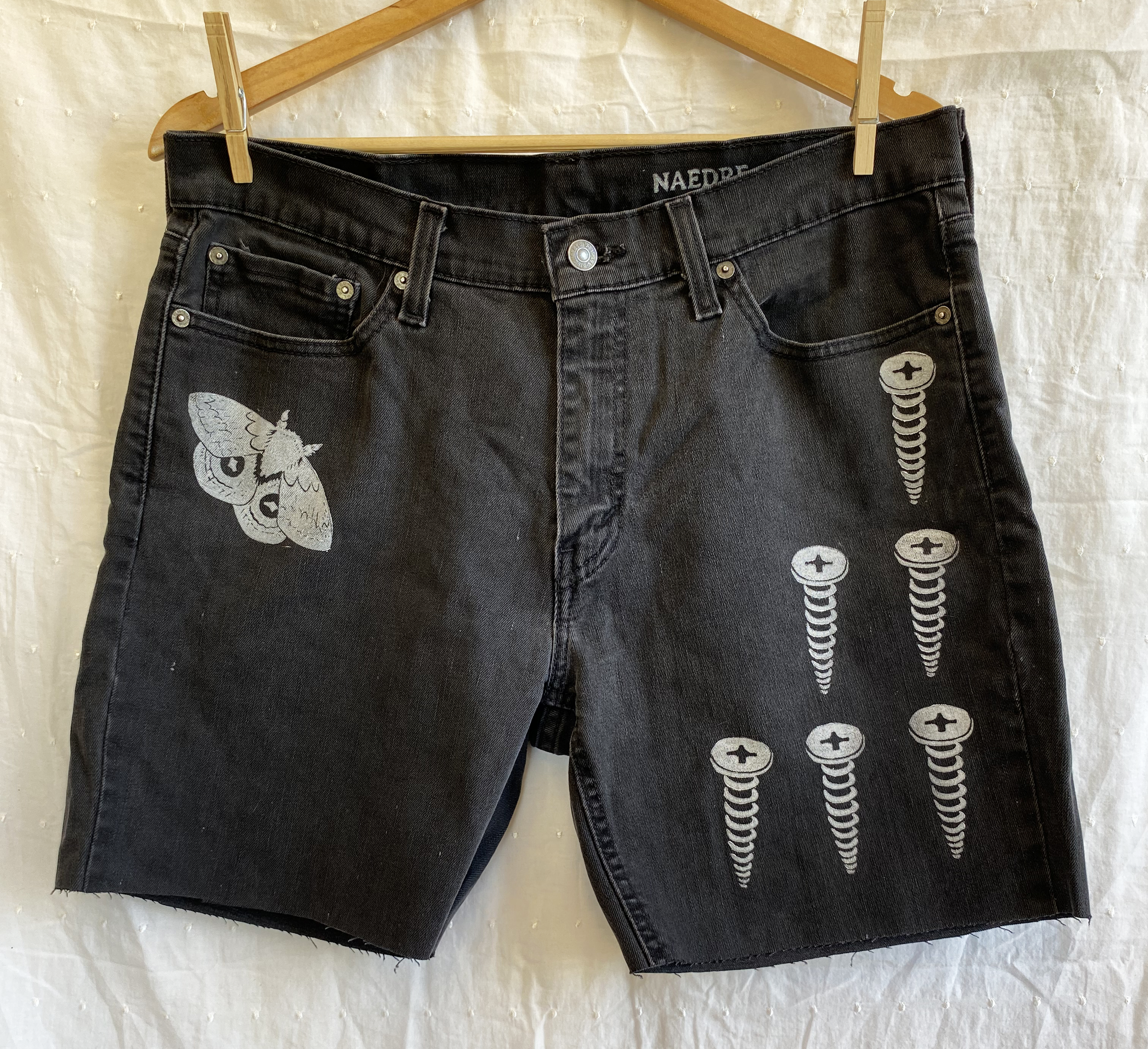 black levis.png