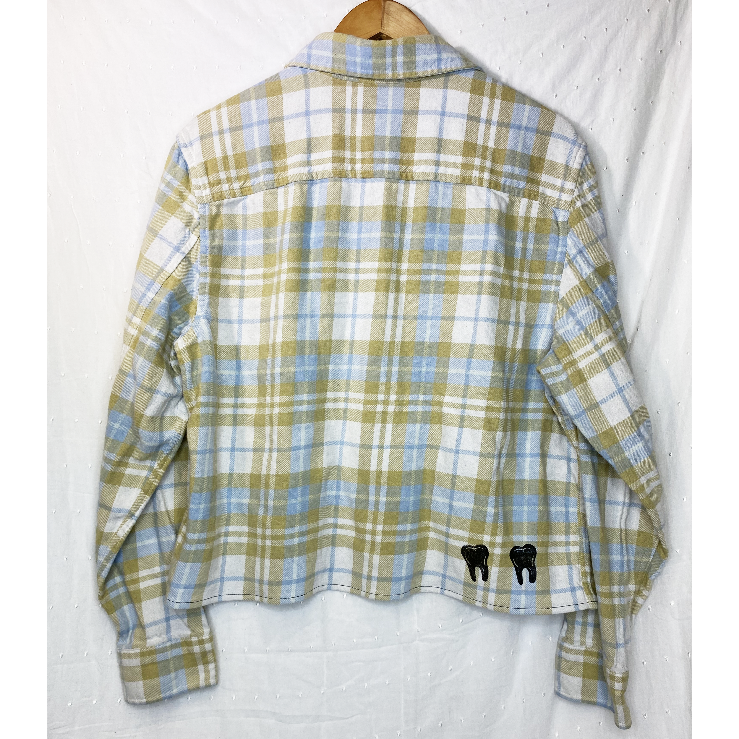 pale green back.png