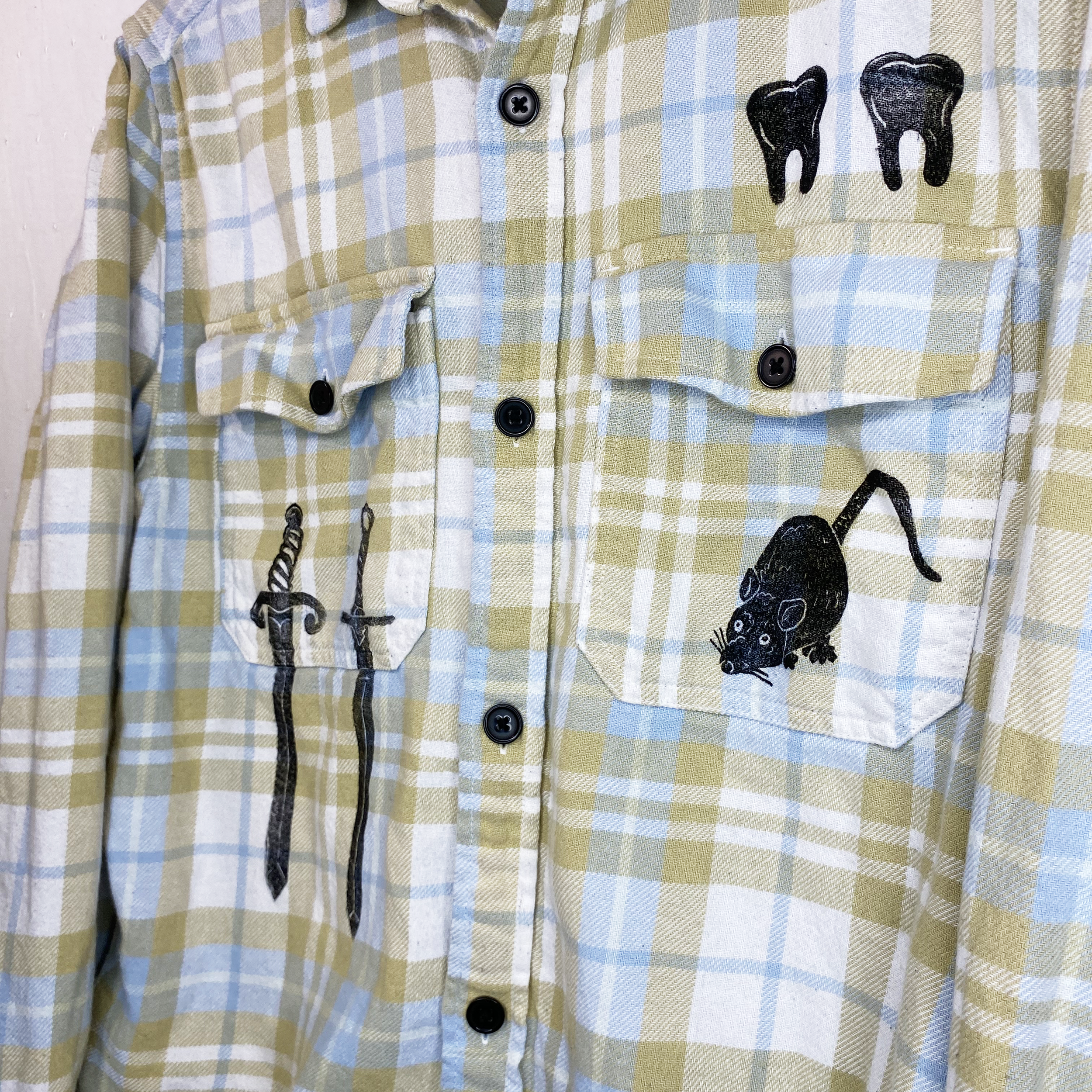 pale green close.png