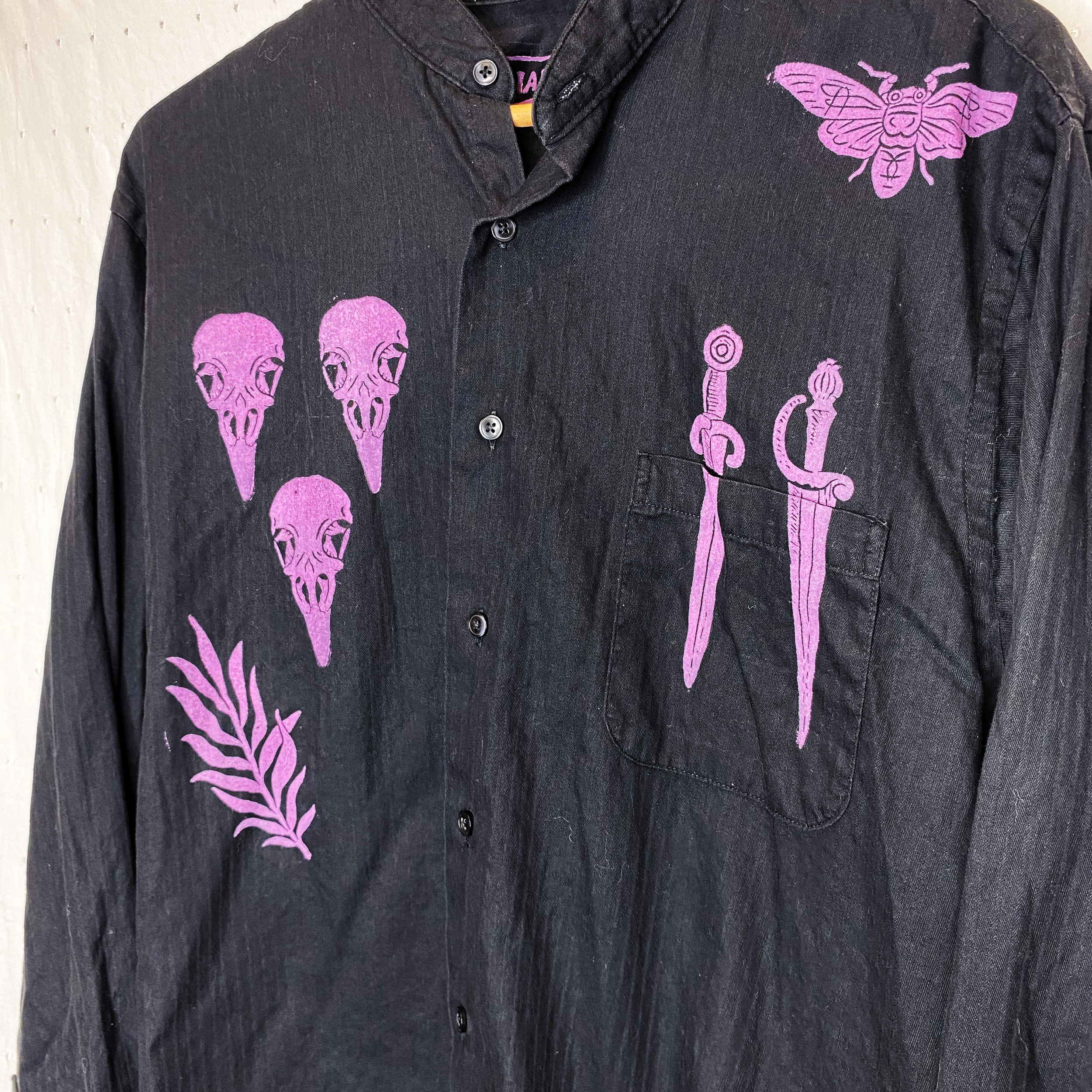 black cicada shirt close.png