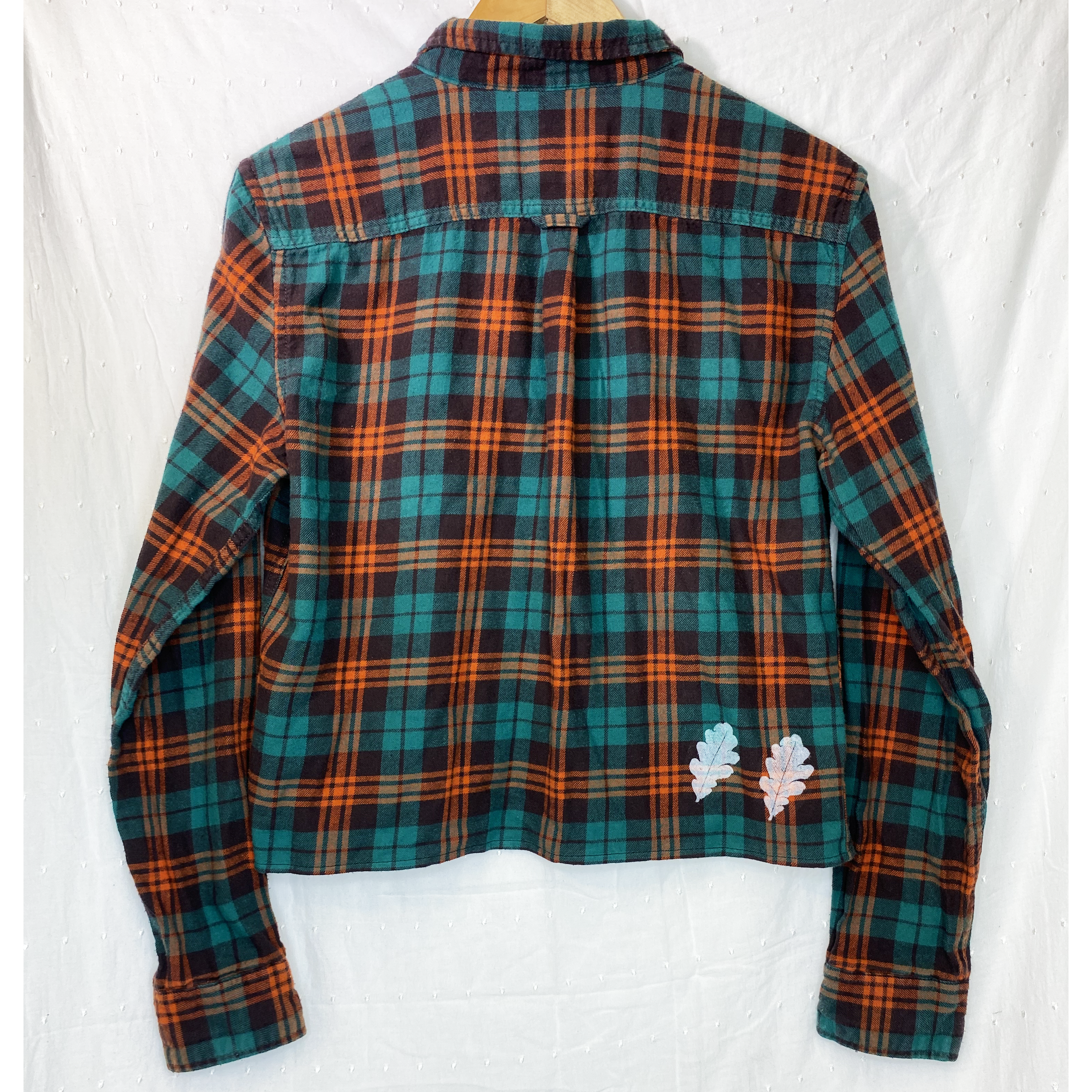 green orange back.png