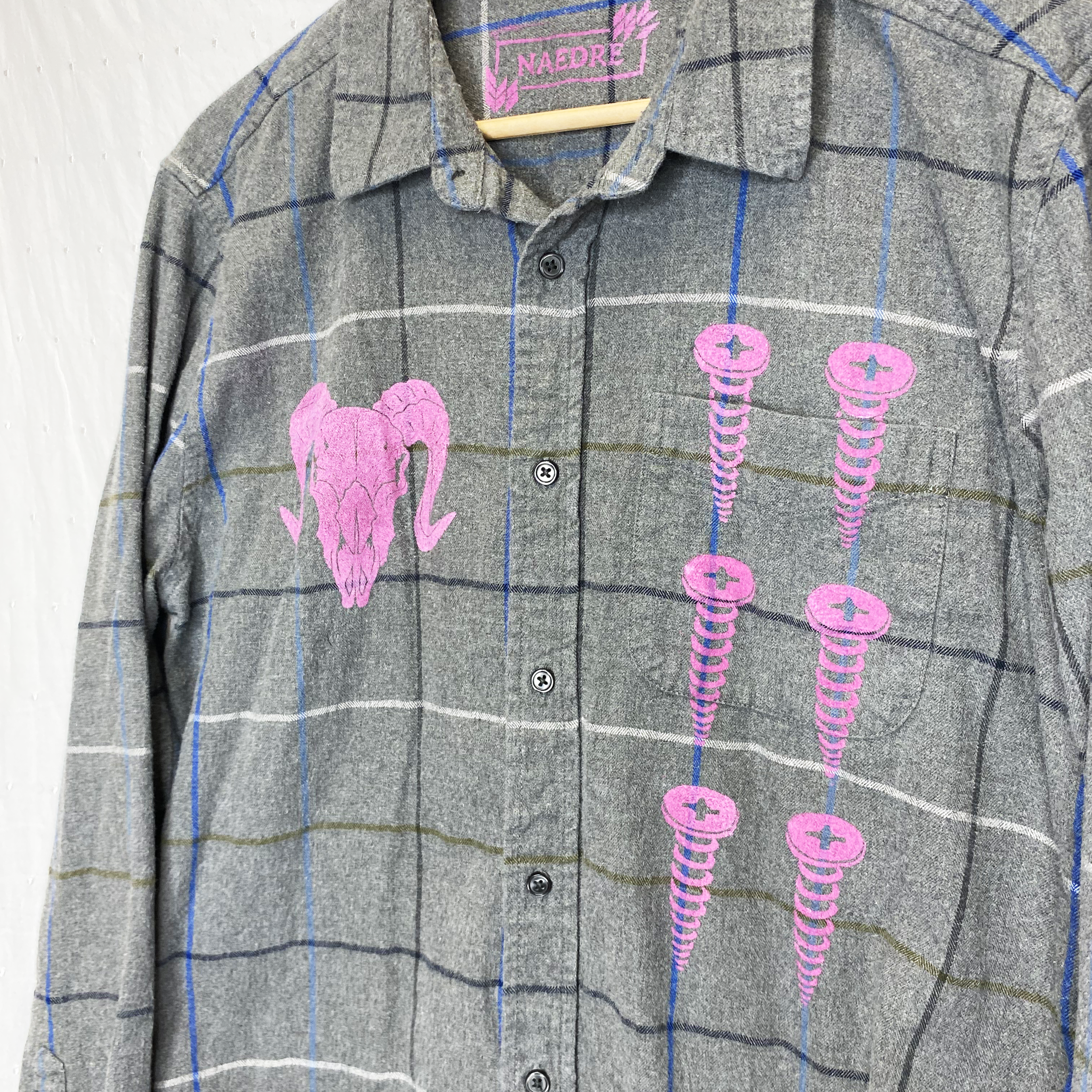 gray flannel close.png