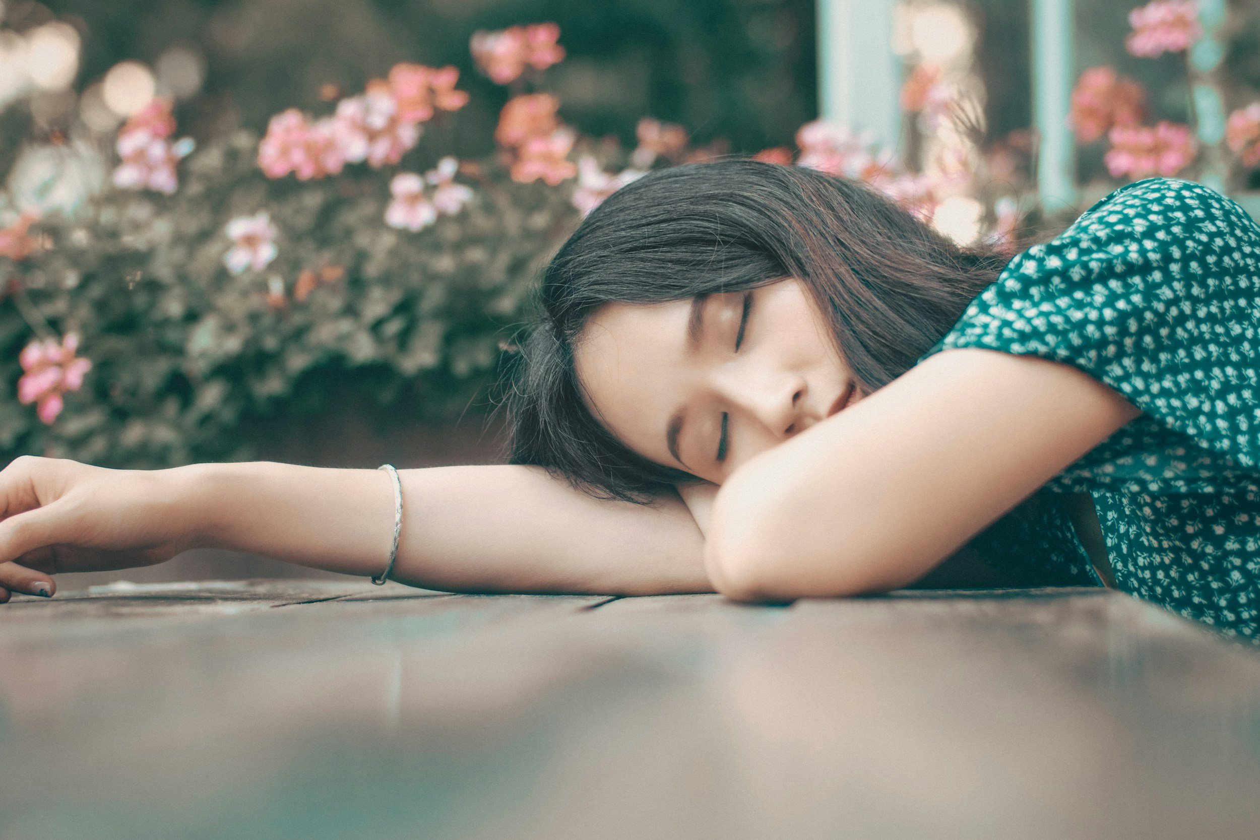 Jet Lag Recovery: Yoga Poses and Breathing Techniques to Combat Travel Fatigue
