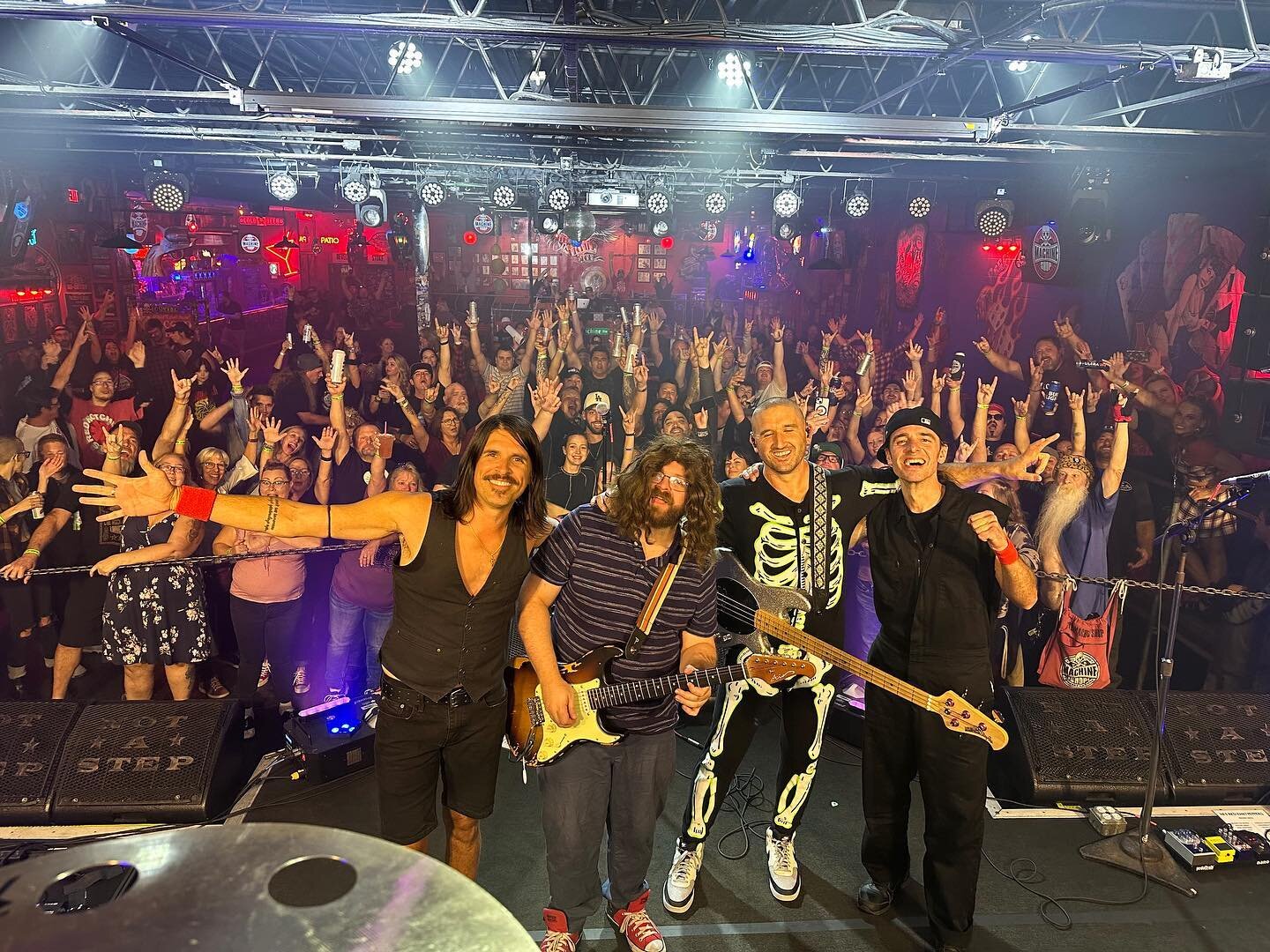 Once again, The Machine Shop was absolutely awesome last night. Electric. THANK YOU to all who came out. A huge shoutout to Failing Stars - The Smashing Pumpkins Tribute - we truly enjoyed meeting you all, and your set was killer. We hope to rock wit