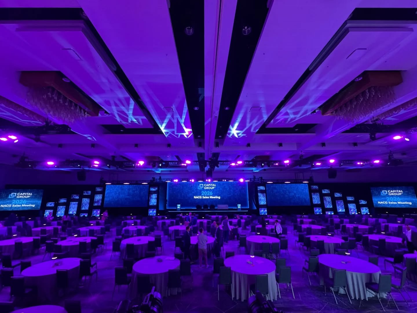 The Night Light team was happy to provide full production support for another great General Session in SoCal!

Produced by @mklcv
📸: @mklcv

&mdash;

#NightLightProduction #Projection #ProjectionMapping #NightLight #Install #TechSupport #EventProduc