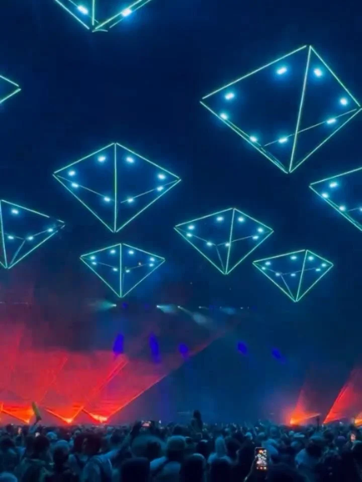 More from @levity.music&rsquo;s insane set on @coachella&rsquo;s Sahara Stage with their premier of The Volcano 🤯

Server provided by @nightlight.production
🎥 @badhabitmedia_ &amp; @levity.music
Repost from @dancingastro