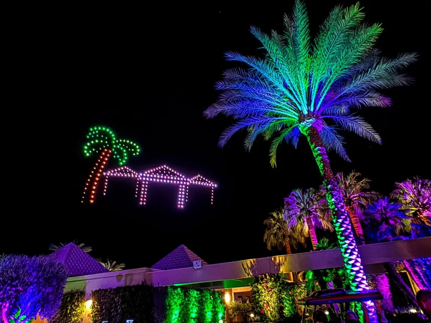We love a drone show! ⛳

Looking back at a vibrant night with @thevintageclub for their Rendezvous Welcome 2025, featuring dynamic projection mapping and a themed drone show to close out the night. 🌙

Full production provided by @nightlight.producti