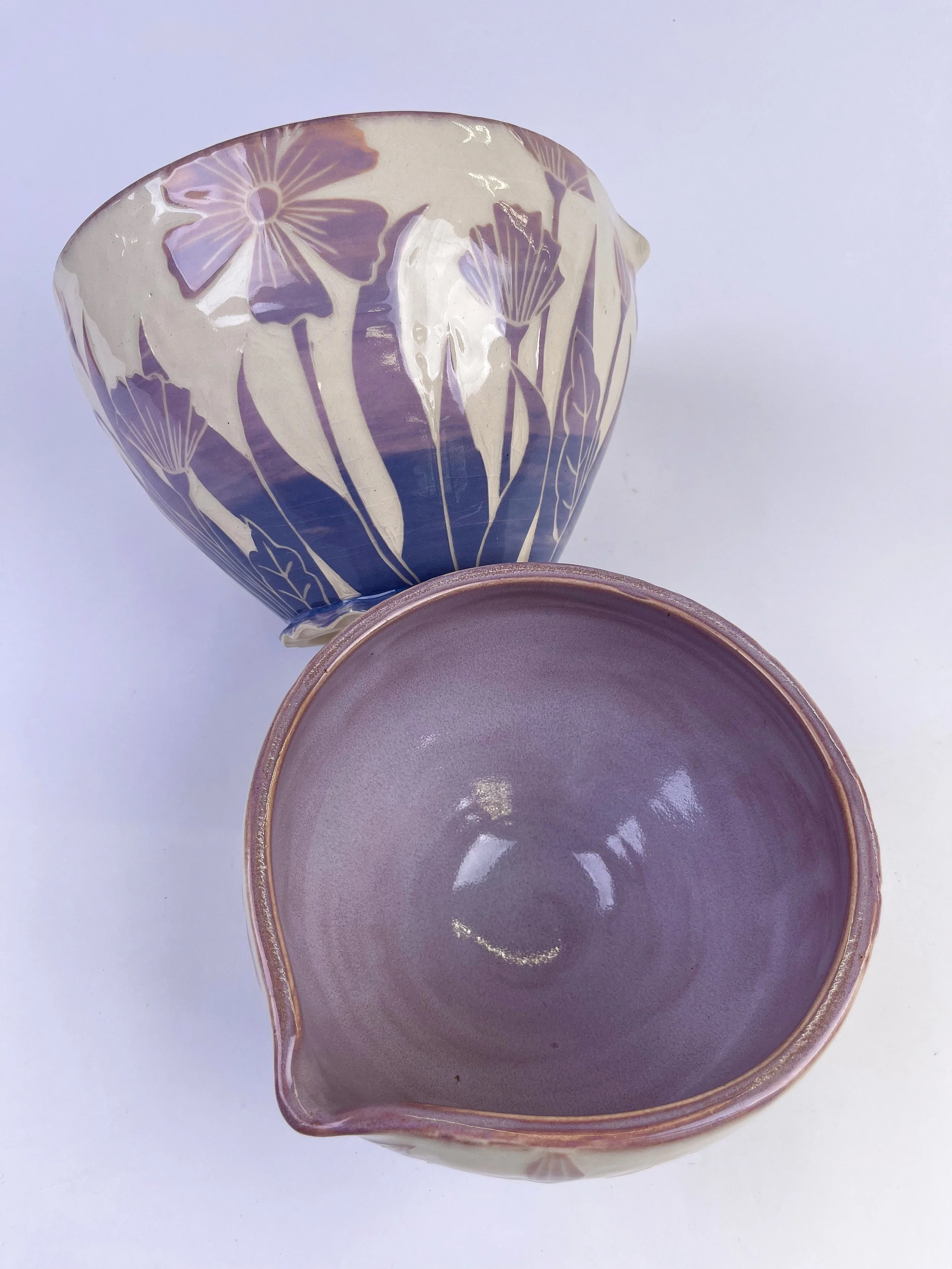 Hand Carved Nesting Bowl Set