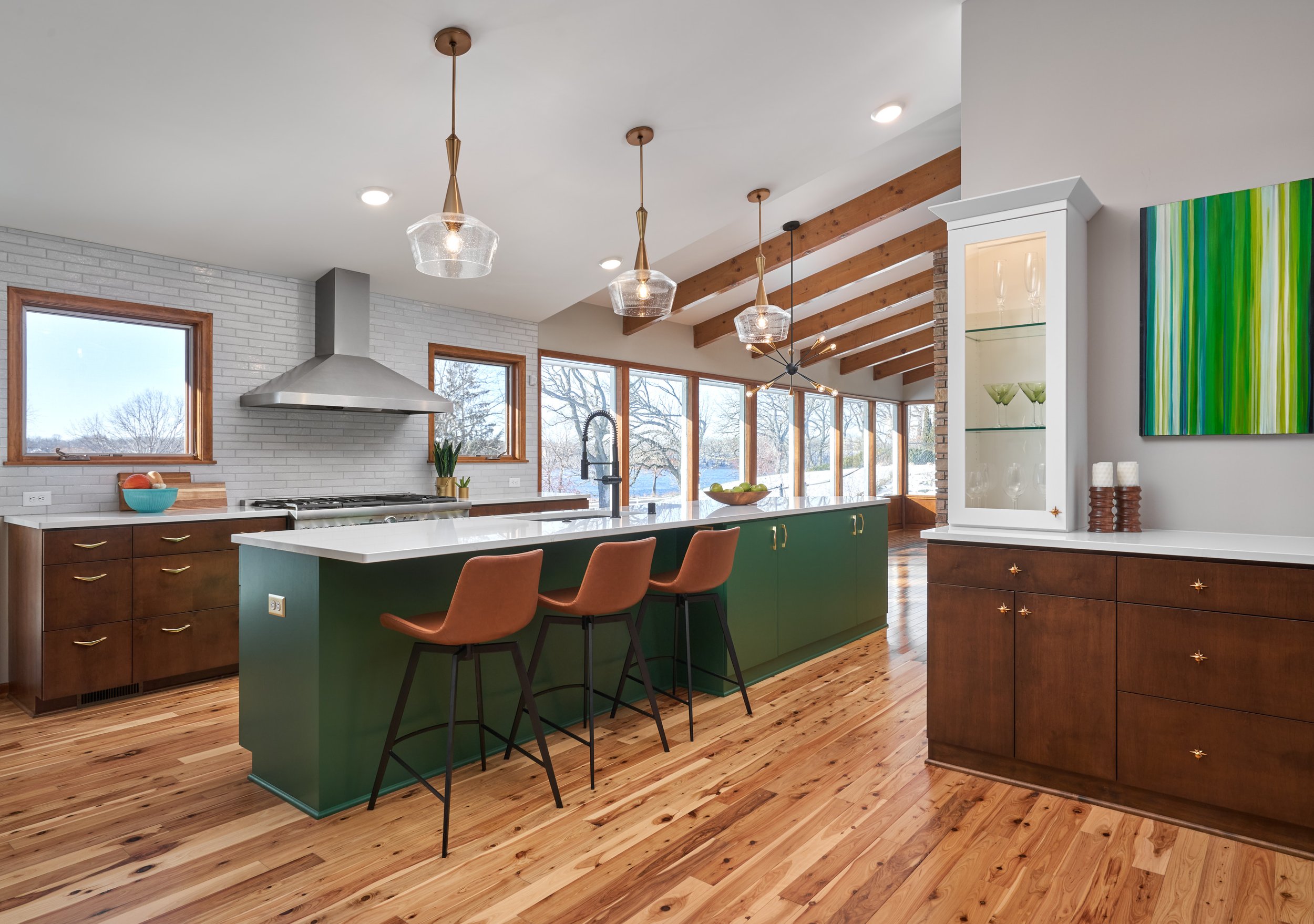 Midcentury Lakeview Kitchen