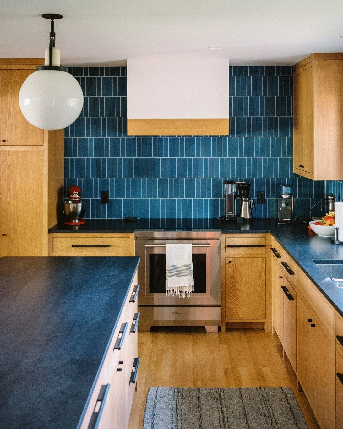 Whether you're looking for a refresh on your bathroom or want to update your kitchen and living space, McDonald does it all.

We take careful consideration to have both beautiful design and everyday functionality, so that your space serves YOU! 

Hav