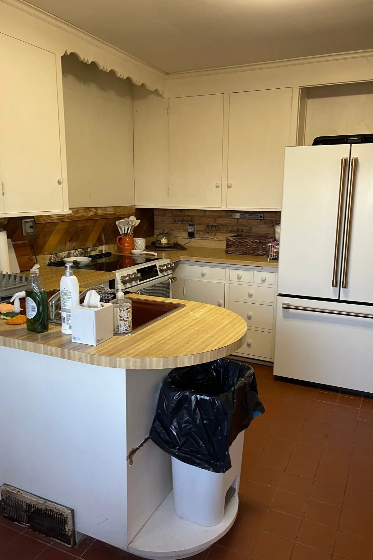 Bloomington MN Kitchen Remodel Before Photo