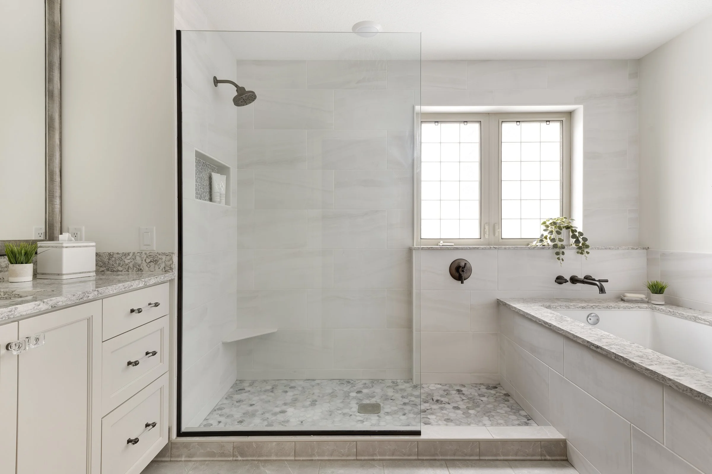 Primary Bath Remodel Walk In Shower and Soaking Tub