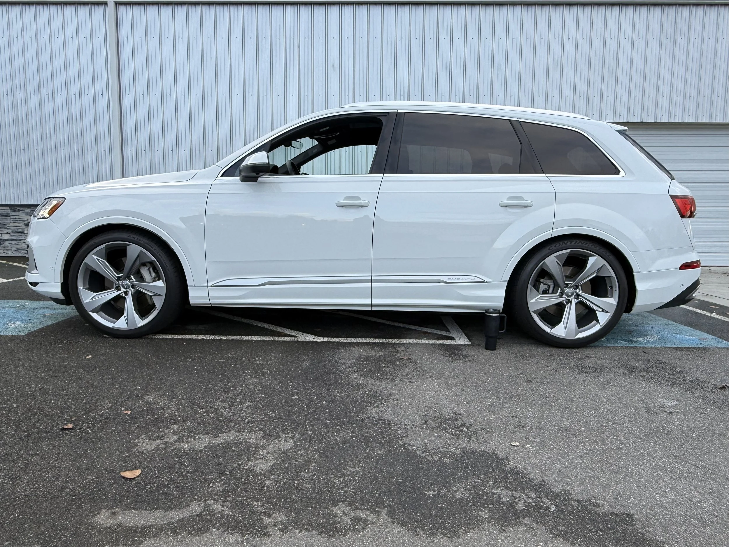 air suspension in lowest (dynamic) setting