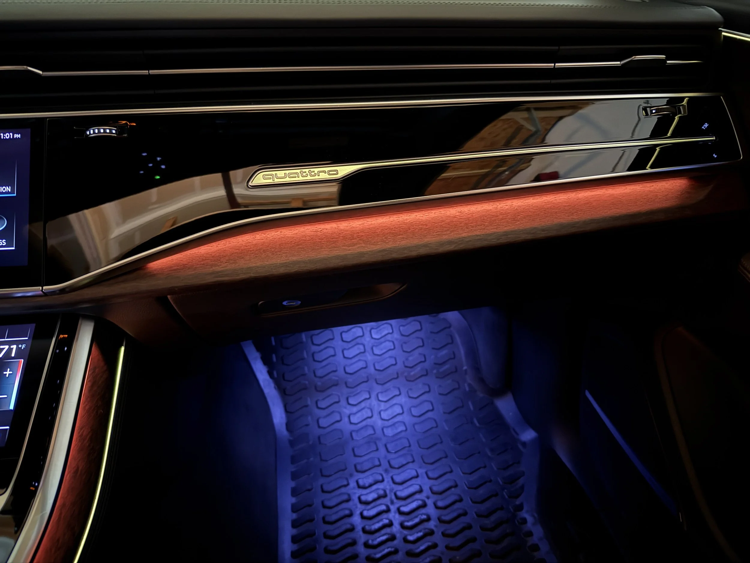 customizable color line, surface and footwell lighting