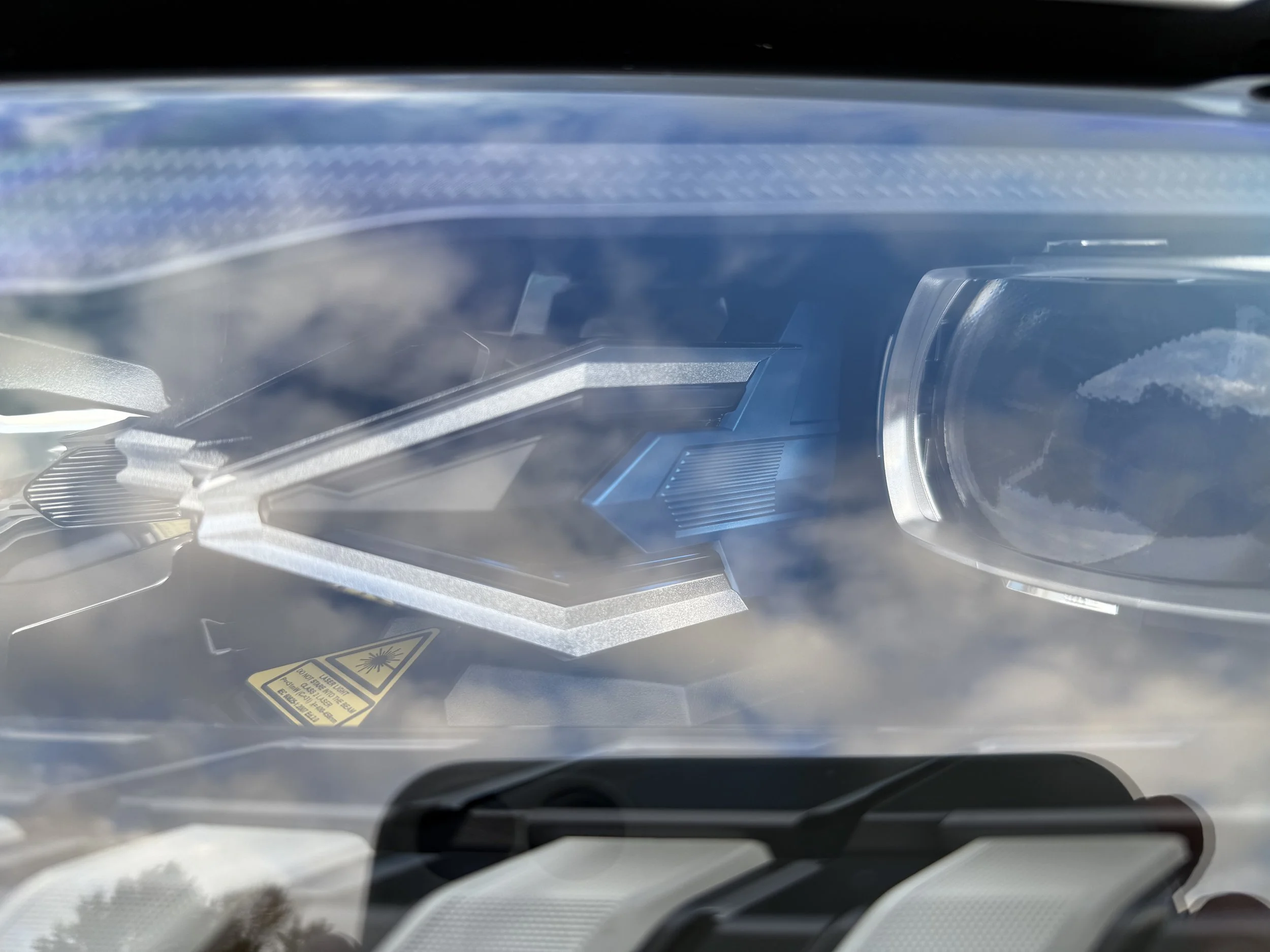 HD Matrix Laser Light headlights with animation feature