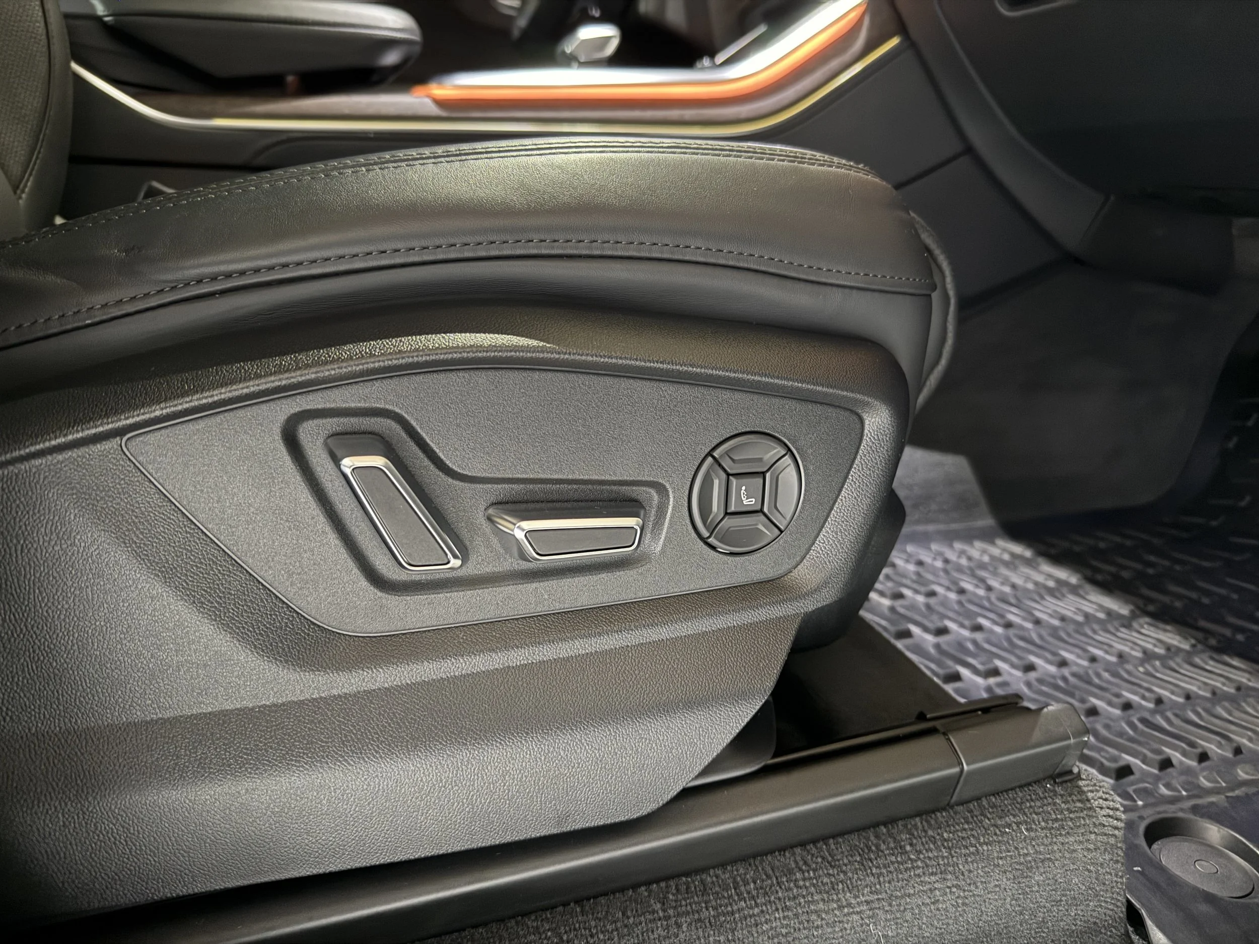 heated & ventilated 14-way massaging seats