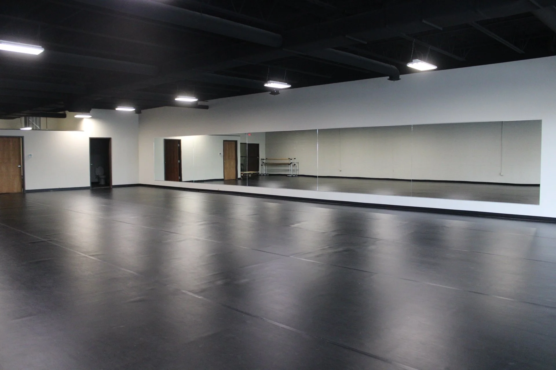 Studio 3 - 4,000 sq ft of NEW Marley Flooring