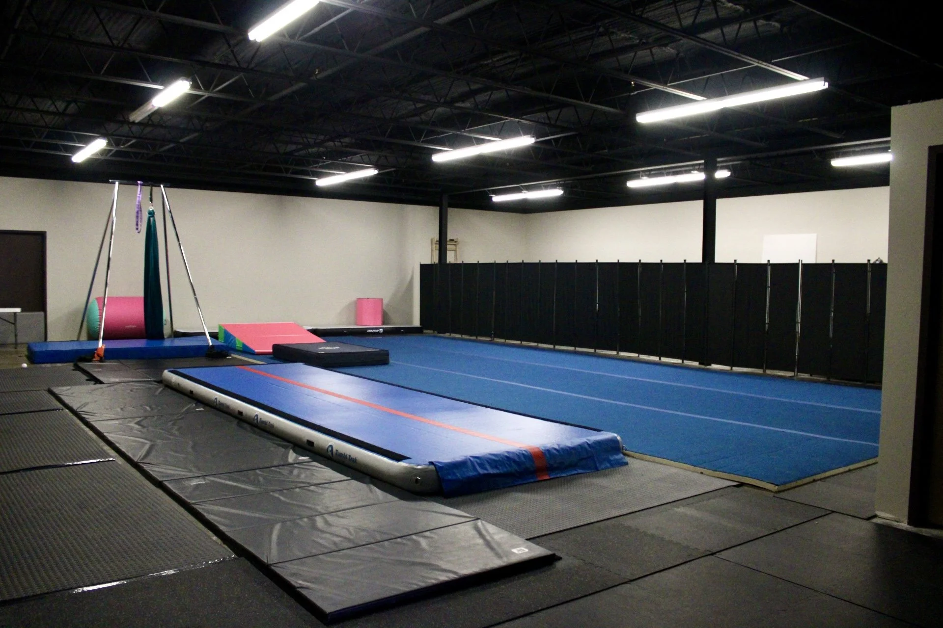 Studio 4 - Tumbling, Acrobatics, and Aerial Arts 40x40 Room