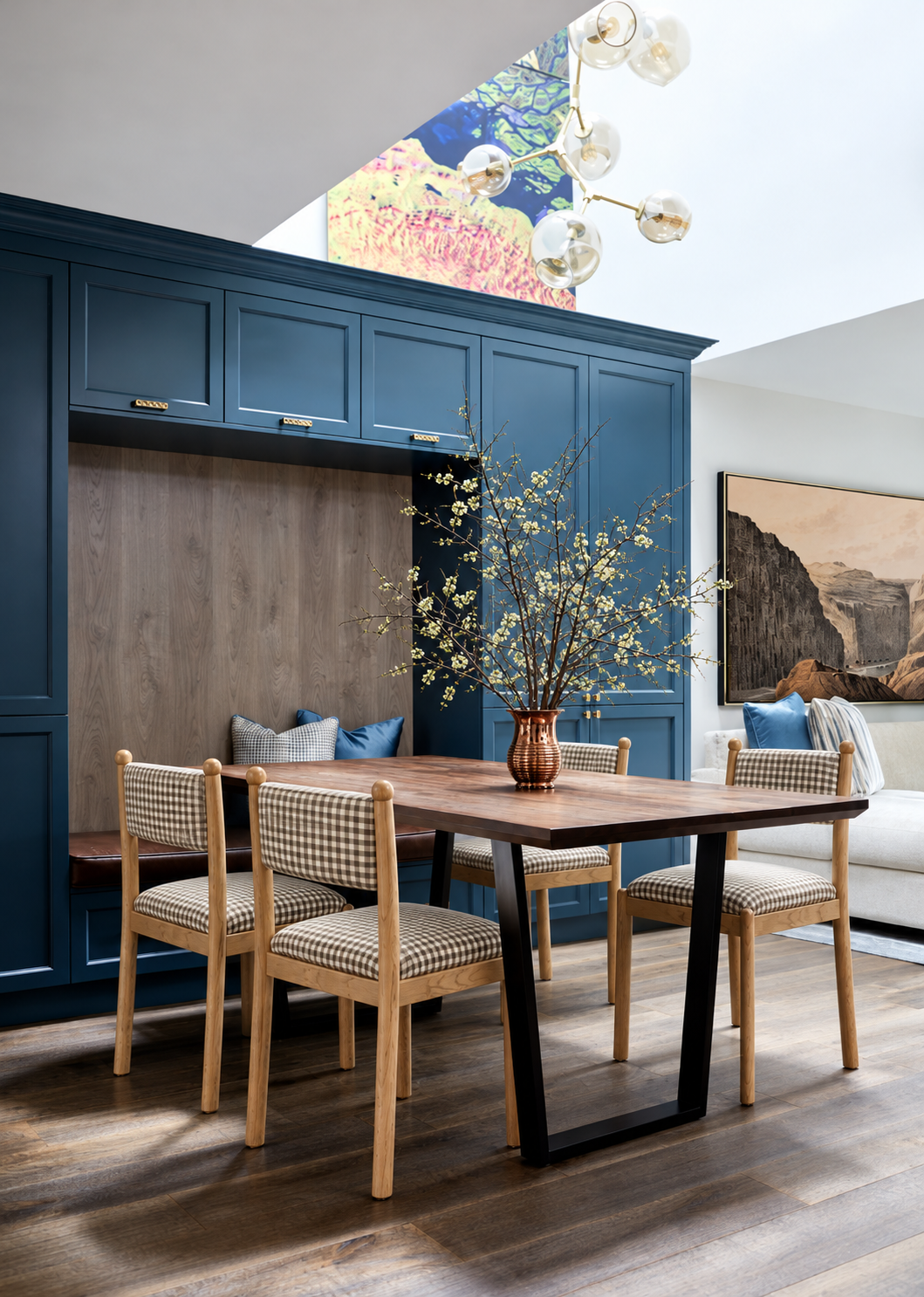banquette seating, custom millwork 
