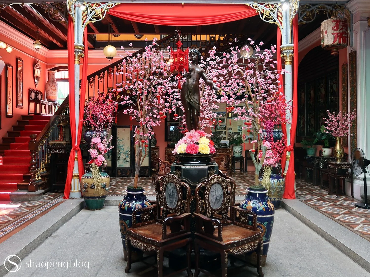 The interior decoration inside the Pinang Peranakan Mansion exudes Lunar New Year vibe.