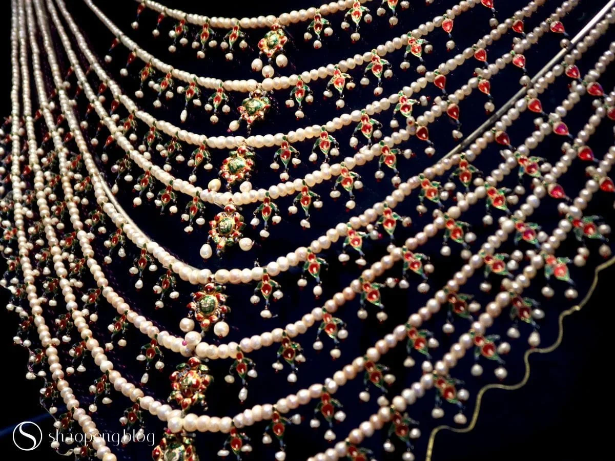 Umm Kulthum's Pearl Necklace | Zayed National Museum