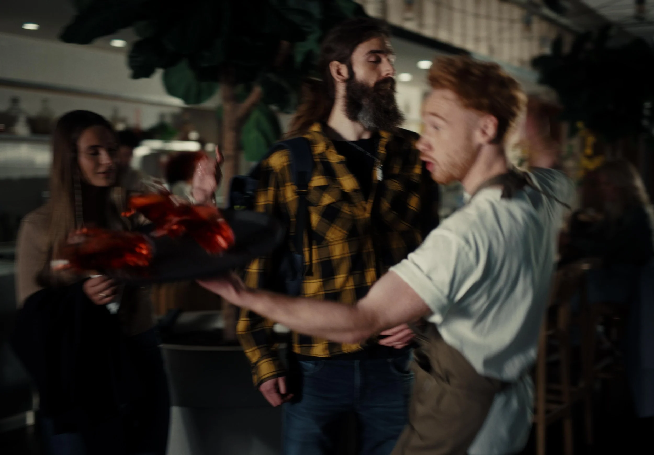 HMS_Host_Supervisor_Eric_Zwiers_DP_Cinematographer_Djordy_van_Etten_Aanstekelijk_Agency__1.22.1.T.jpg