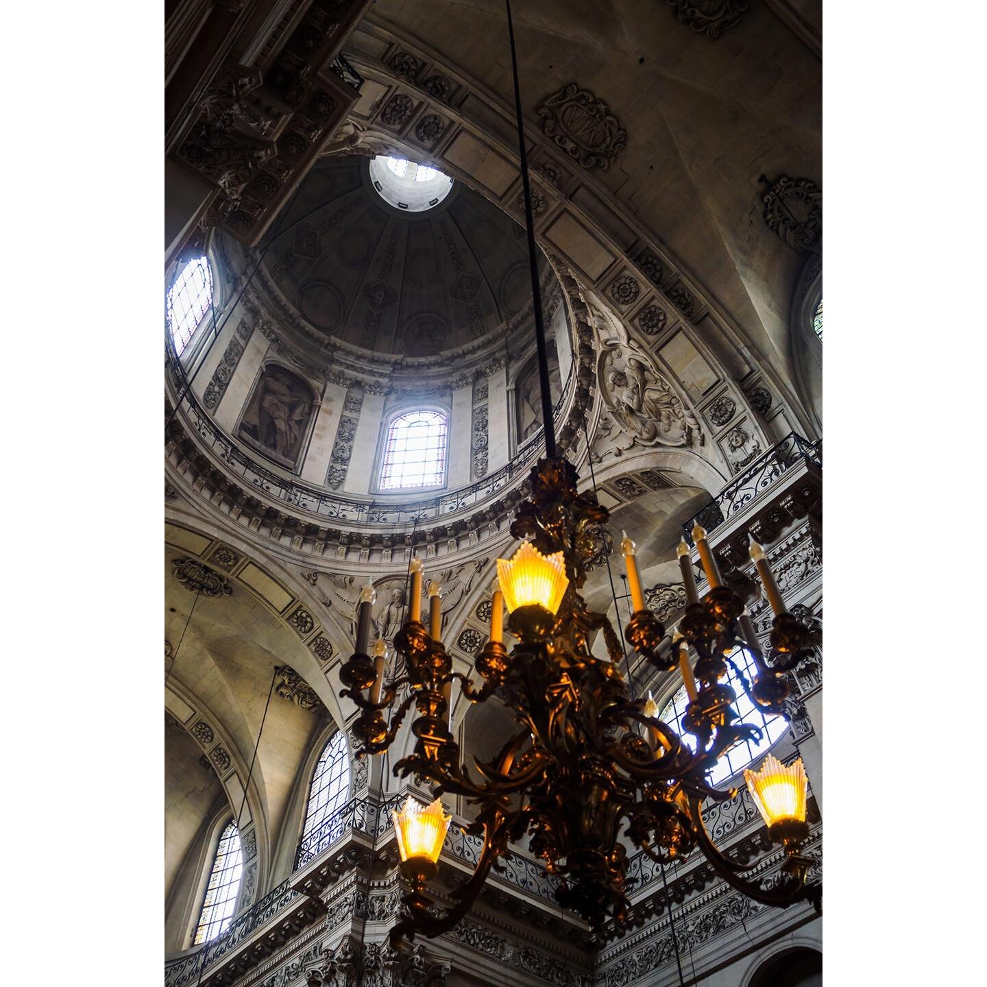 Saint Paul church - Paris
.
.

#Paris #SaintPaul #churchphotography #Parischurches #churchinterior #lightandshadow #visitParis #architecturephotography #ParisFranceofficial #churchoninstagram #historicalarchitecture #SaintPaulSaintLouis #Parisphotogr