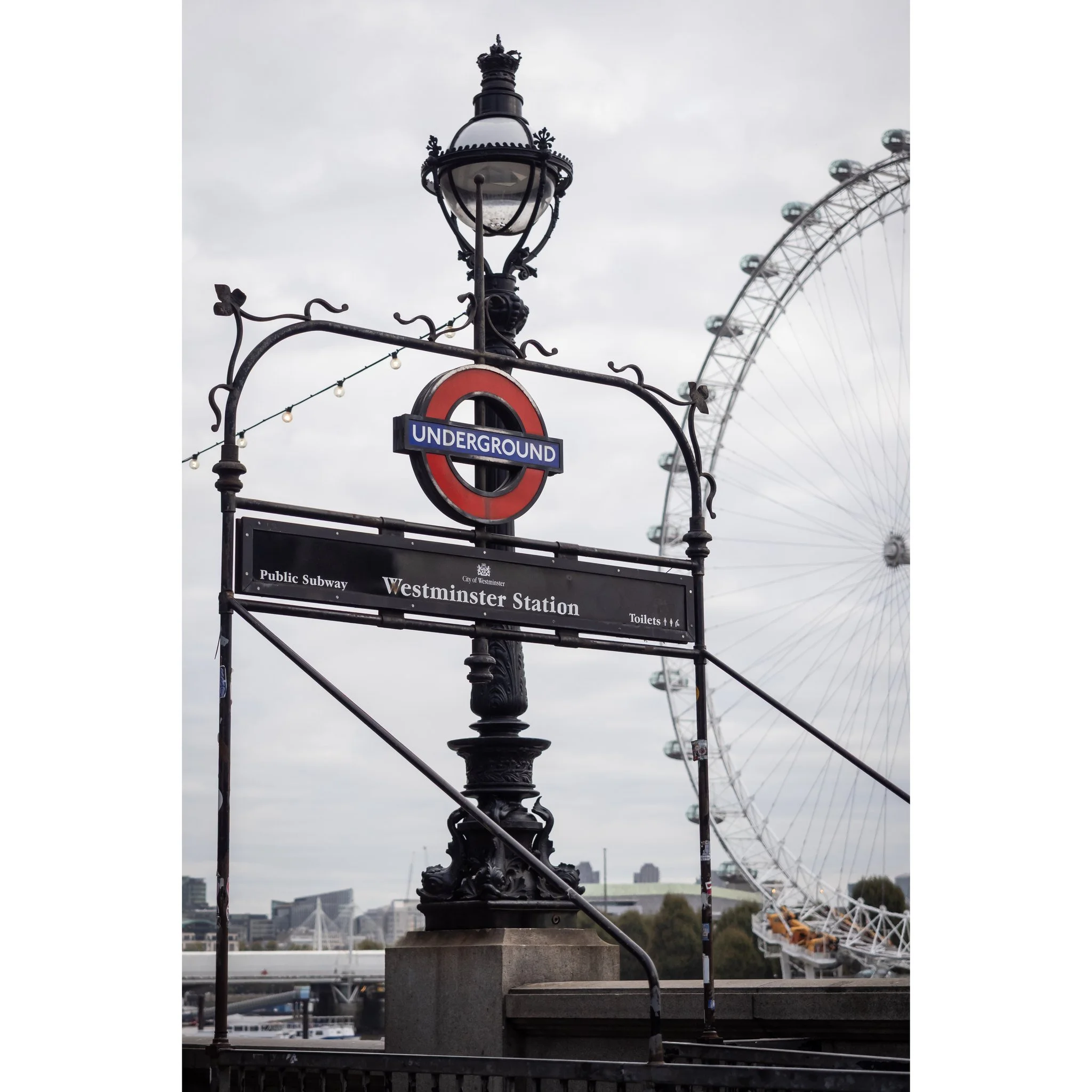Underground view &mdash; London
.
.
#London #LondonEye #Westminster #Underground #LondonPhotography
#LondonLife #VisitLondon #LondonCity #IGLondon #LondonShots
#LondonViews #StreetPhotography #UrbanPhotography #CityDetails
#ArchitecturePhotography #A