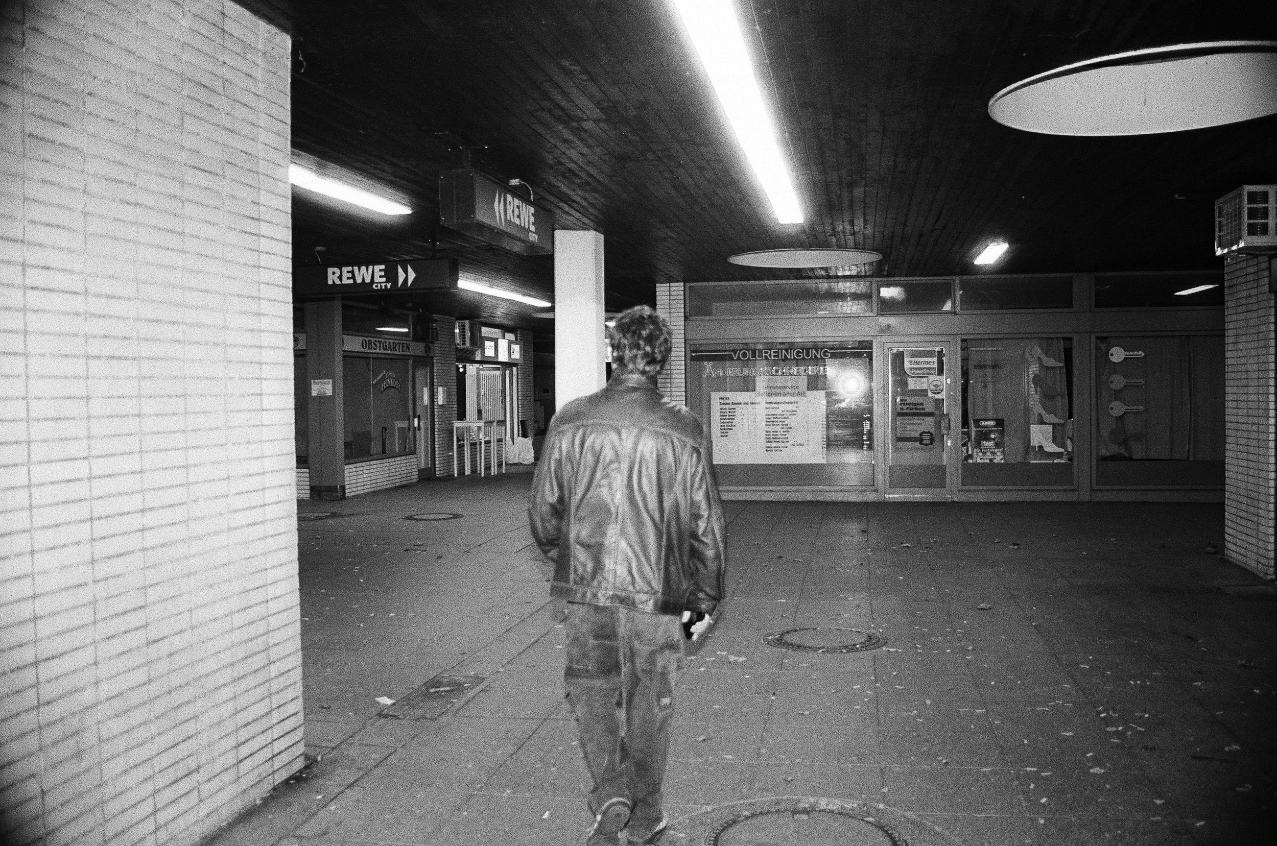 Berlin, 2022 - Contax RX, Cinestill BWXX