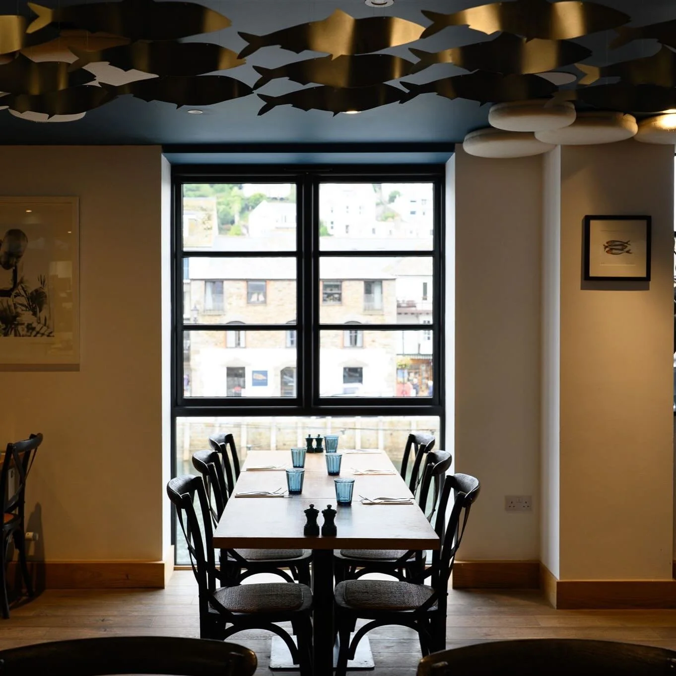 🐣 It&rsquo;s Easter holiday time and we&rsquo;re already filling up fast! 

If you&rsquo;re planning a catch-up with family, a lunch with friends, or a special seafood treat over the break, now&rsquo;s the time to book your table. Our chefs are busy