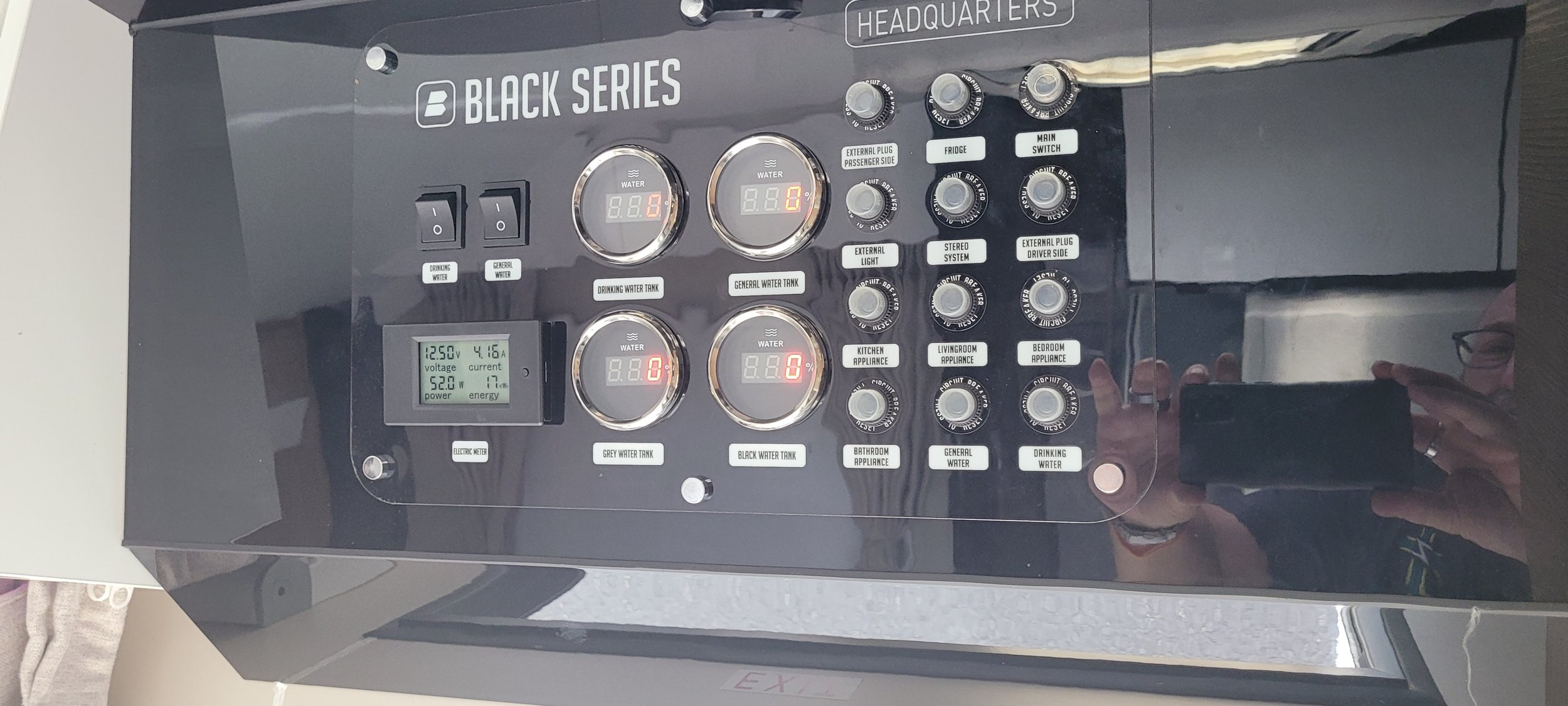 2022 Black Series HQ19 Camping Trailer For Sale