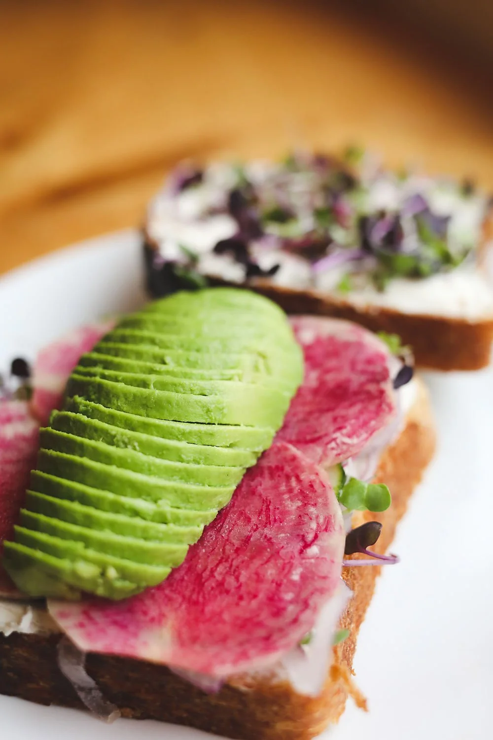 MIDLAND SANDWICH - cream cheese, red onions, cucumber, watermelon radish, tomato, avocado, lettuce