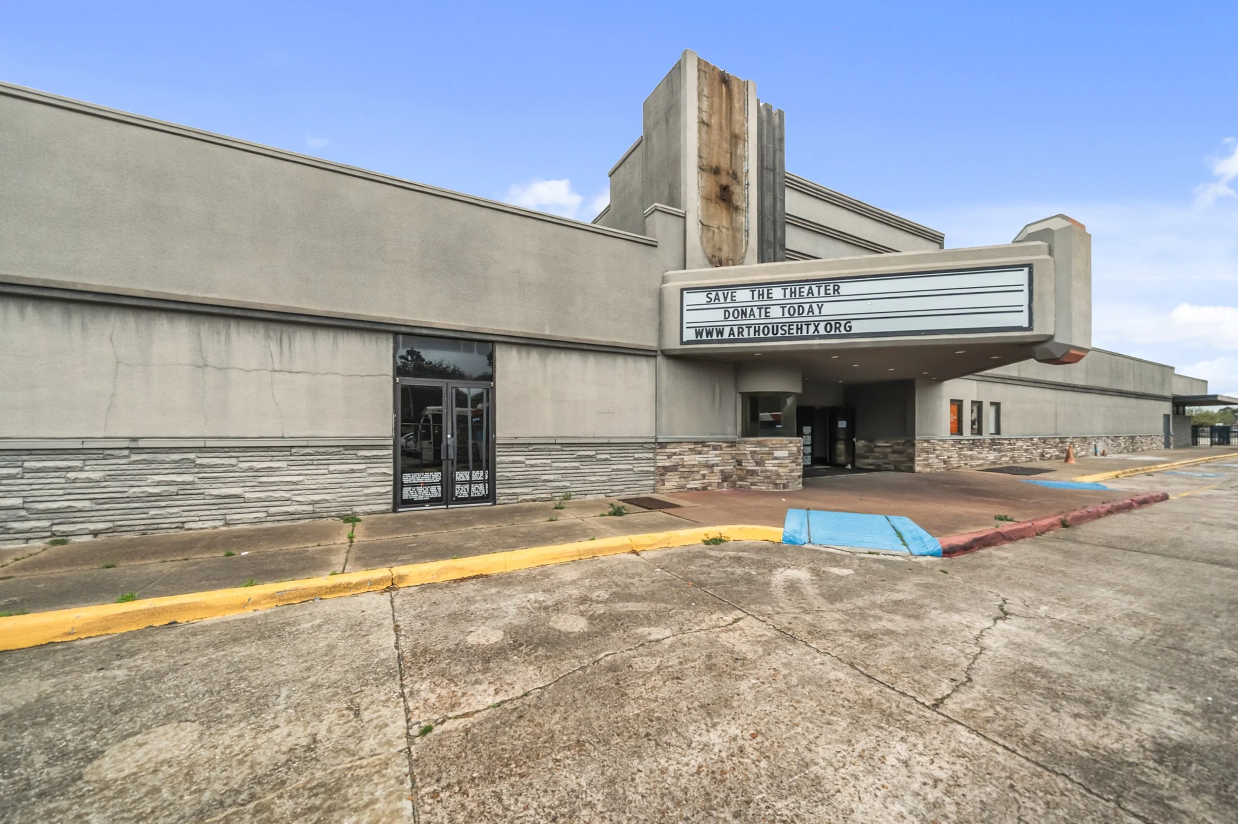 Garden Oaks Theater