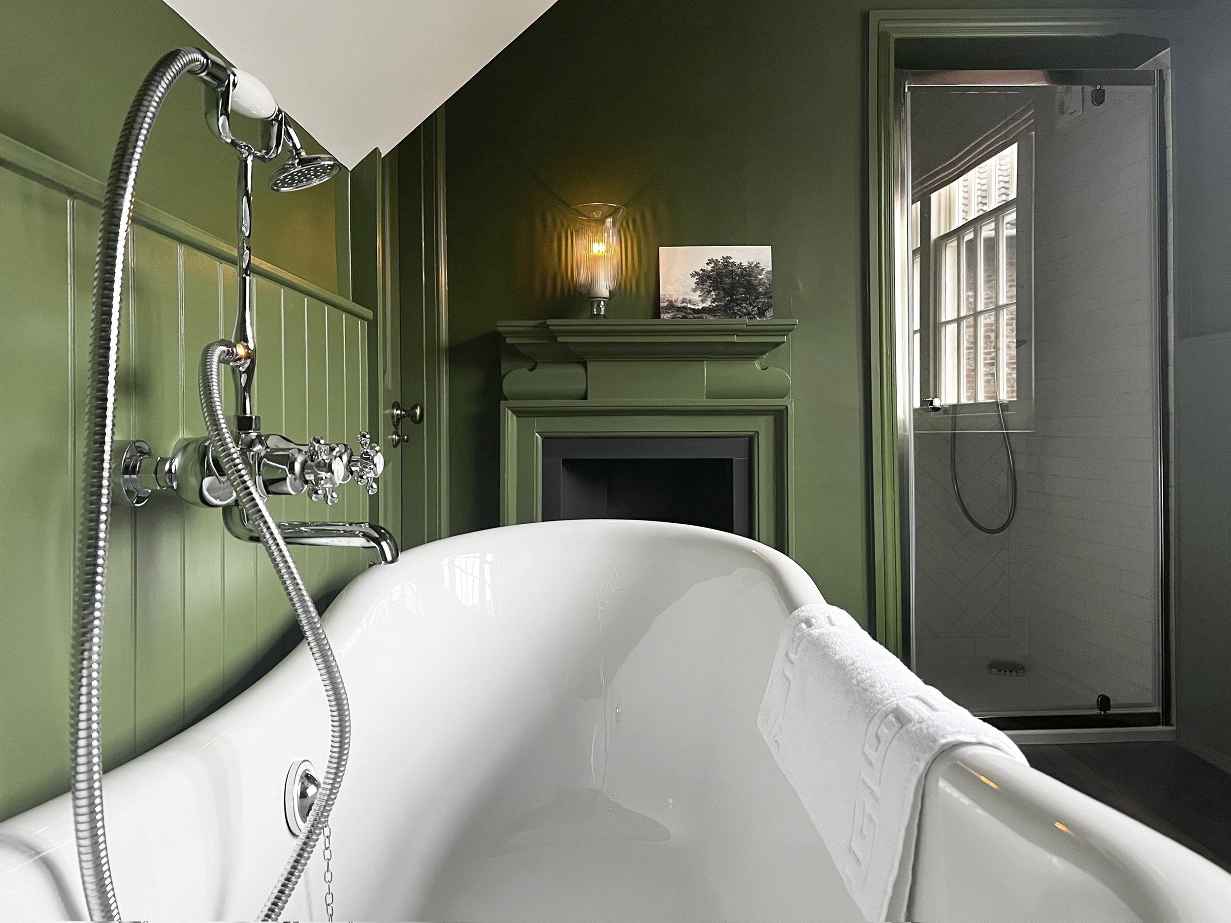 Bath 1 A.jpg