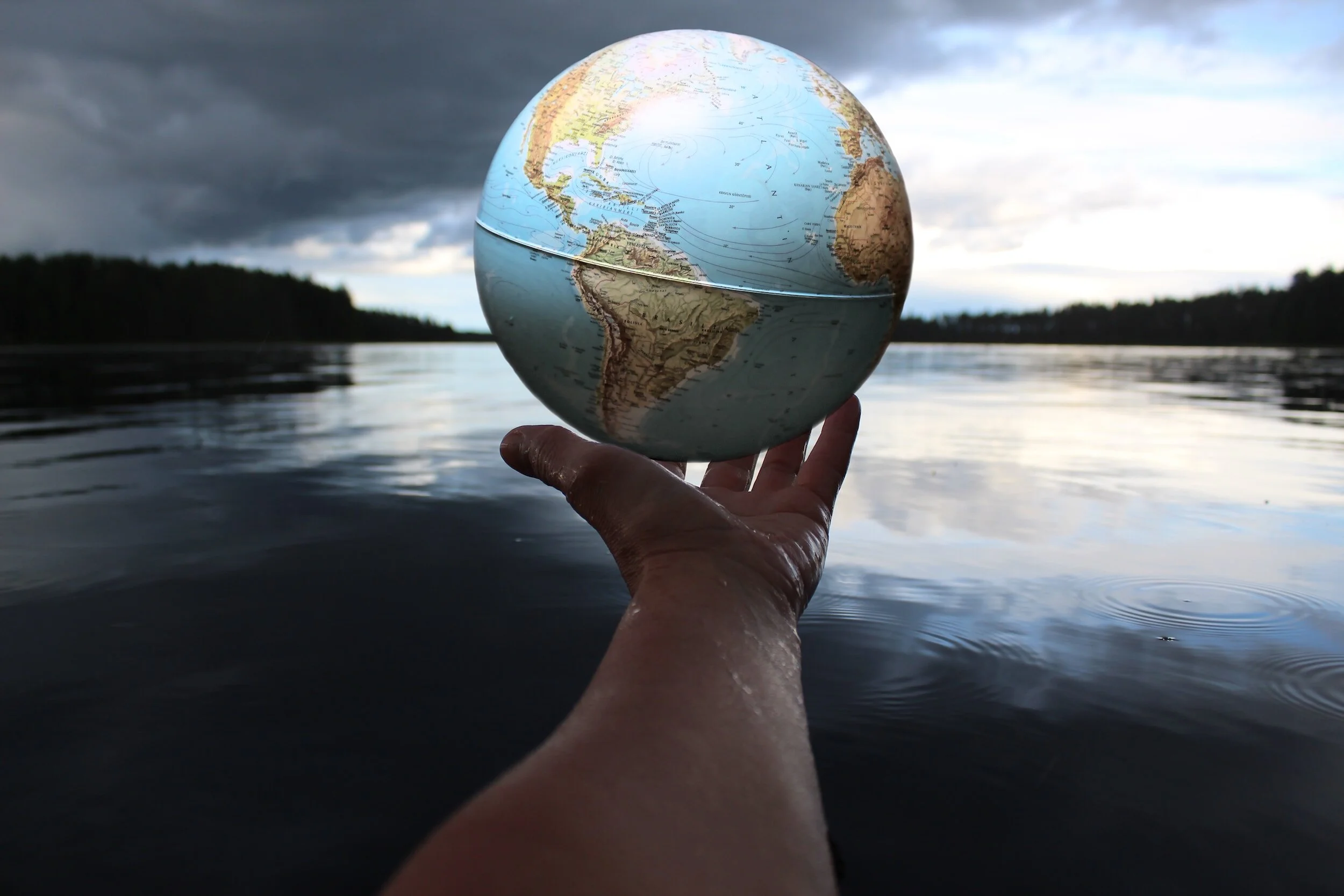 Earth Overshoot Day and Sustainable Packaging