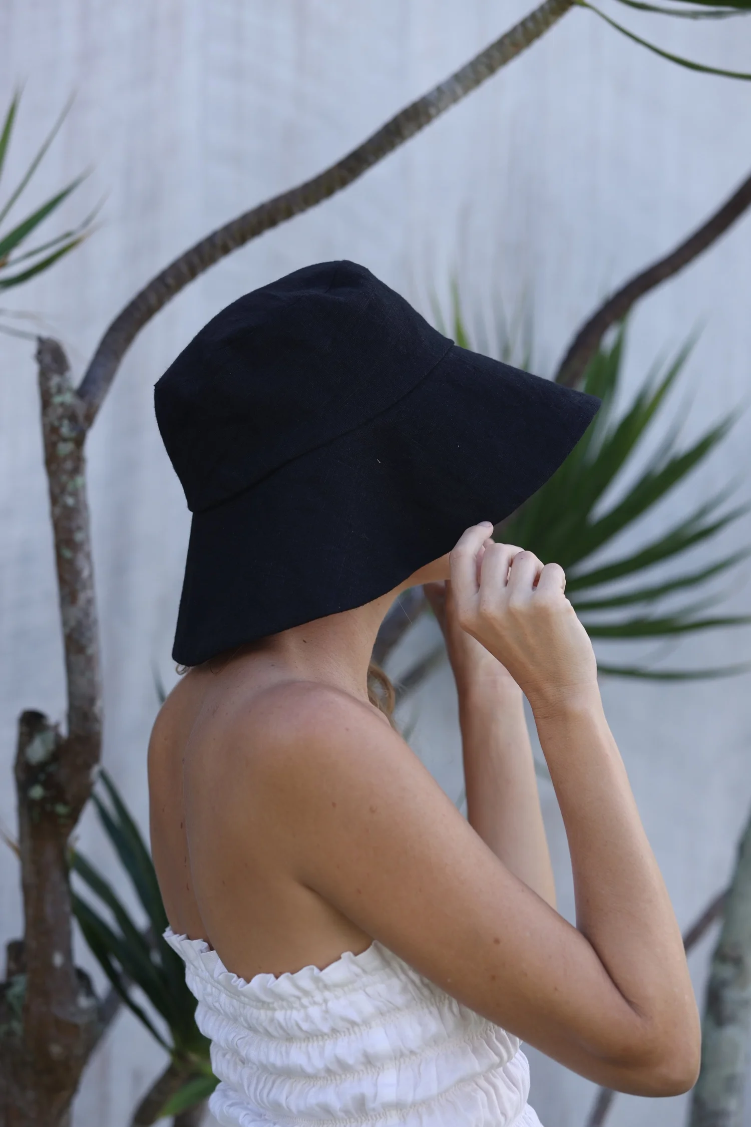 Day Traveler - Black Wide Brim — DAY CAMP display picture 1