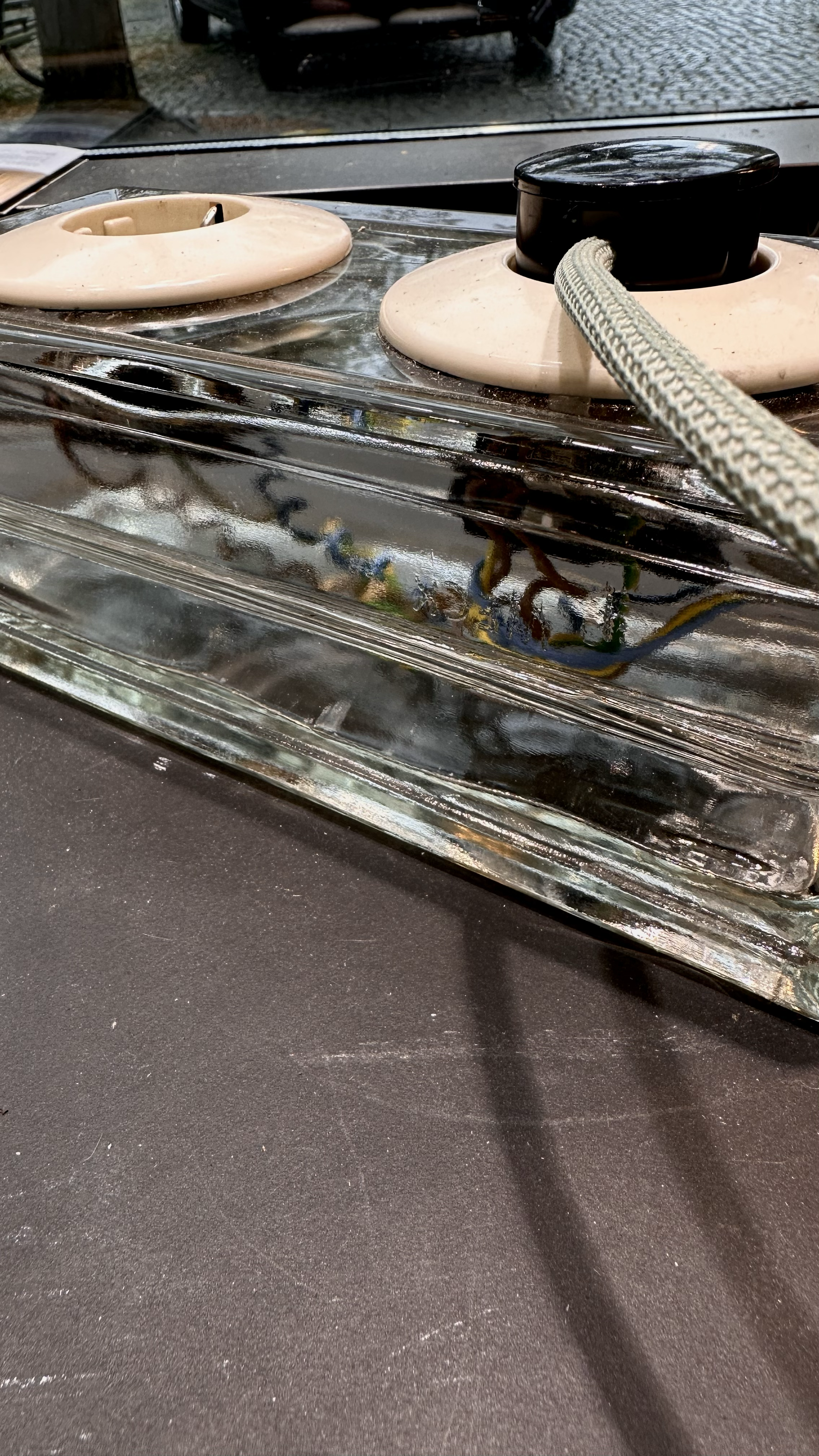 Mehrfachstecker glas Detail