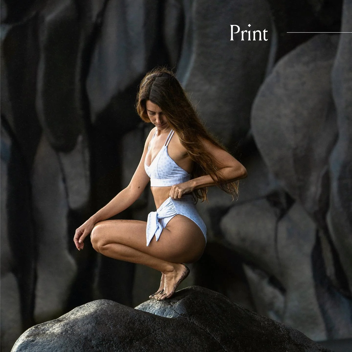 We created this almost white dot print. Take a close-up look - can you see the different textures?
#activewear 
#activewearfashion
#sportsweardesign
#digitalfashiondesign
#freelancefashiondesigner
#technicaldesigner
#techpack
#adobeillu