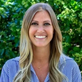 Tess Farenwald, FNP-C