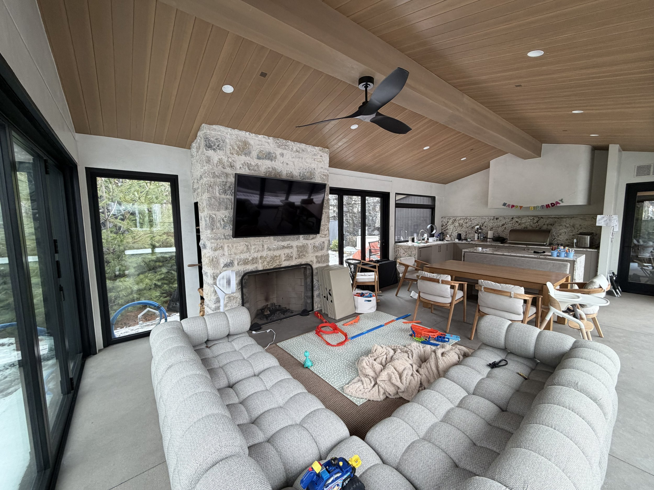 Poolhouse fireplace_Kanata.jpg