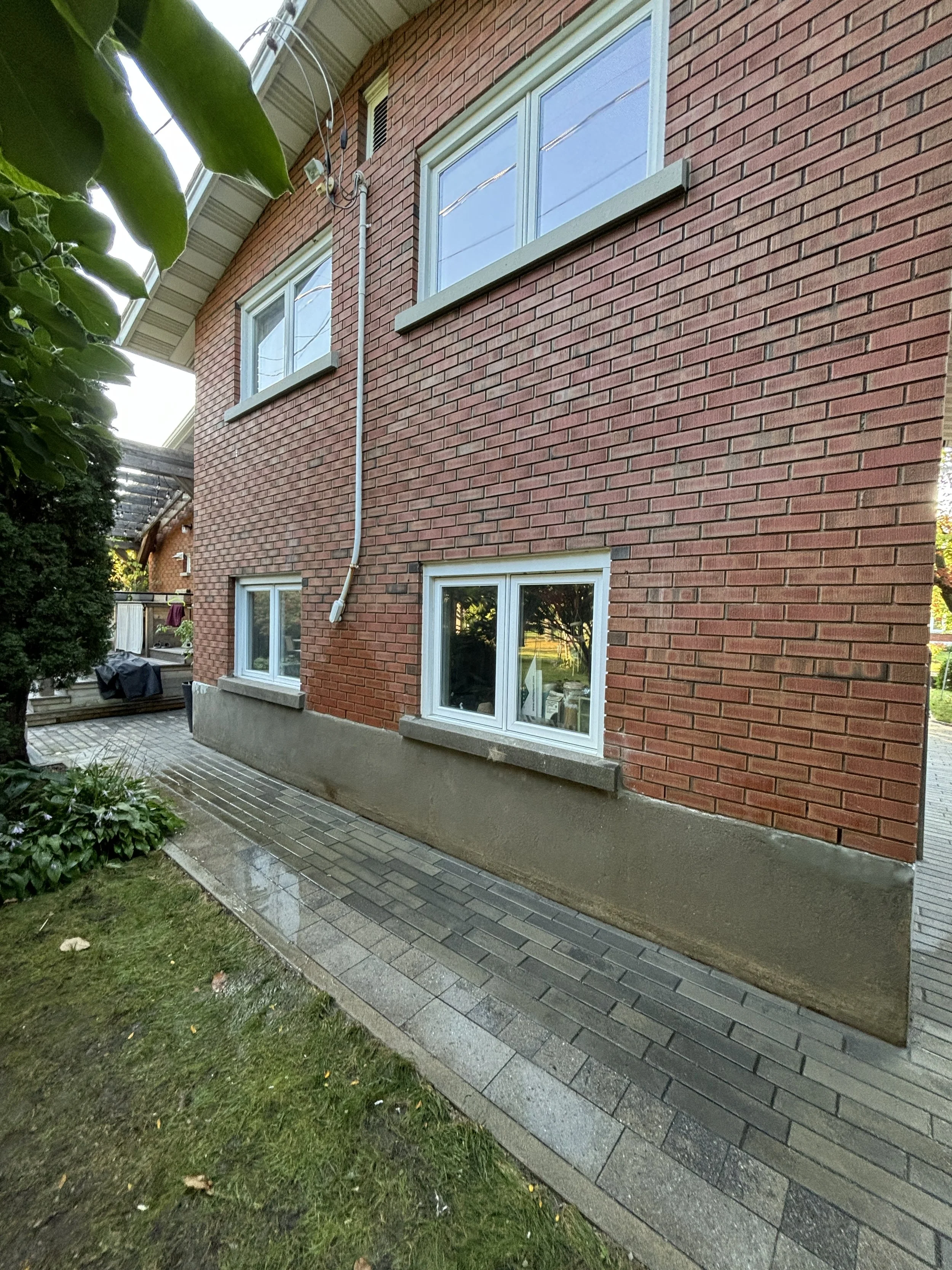 Precast Concrete Window Sill Replacement_Ottawa.JPG