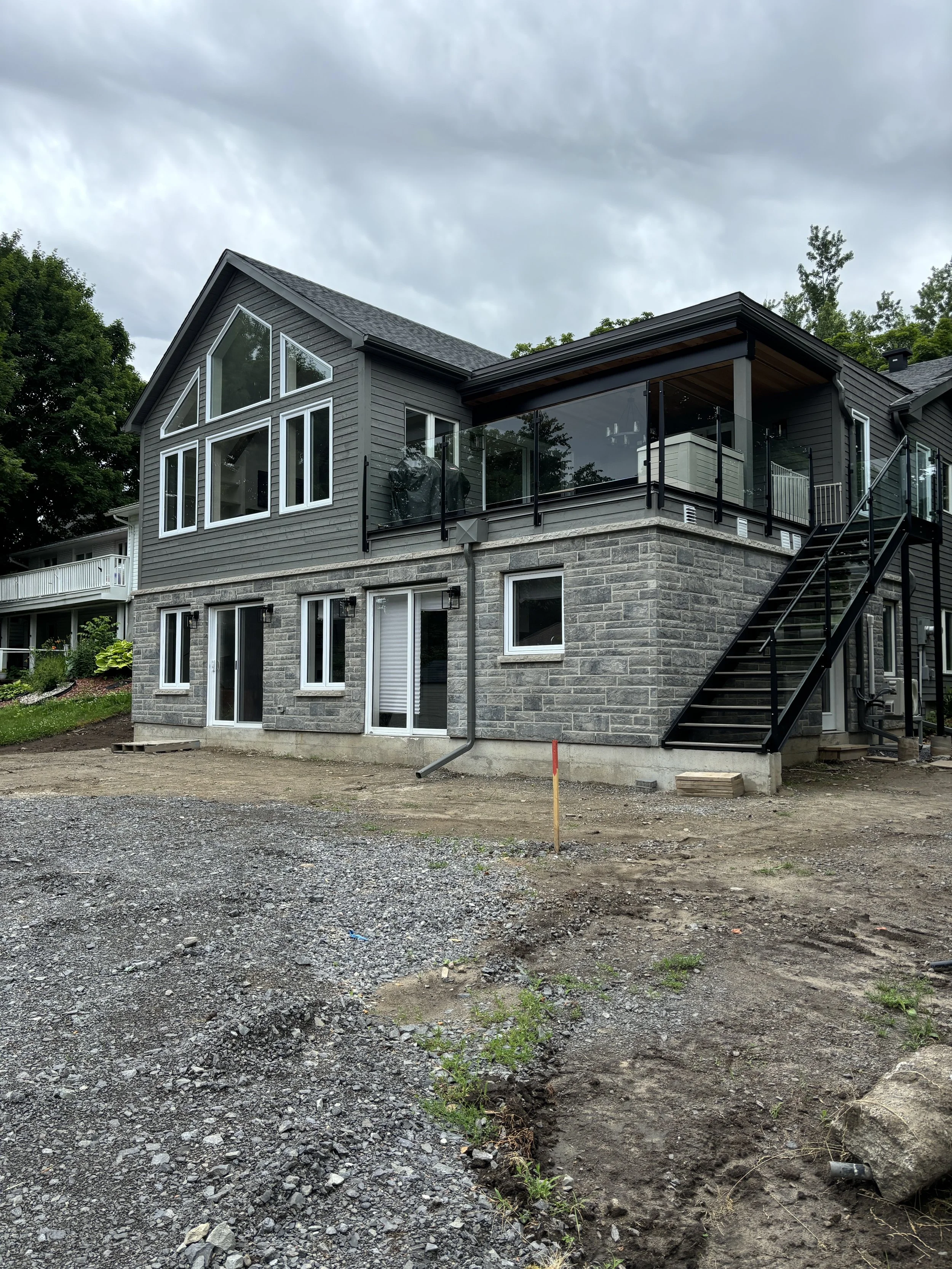 New stone construction_Manotick.jpg