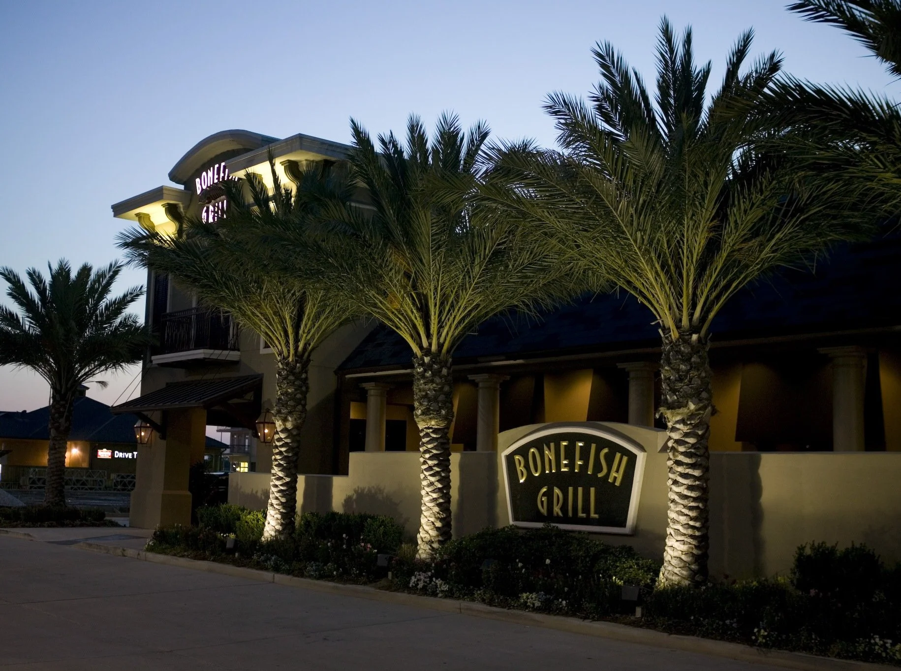 Bonefish Grill in River Ranch Partners with Healing House