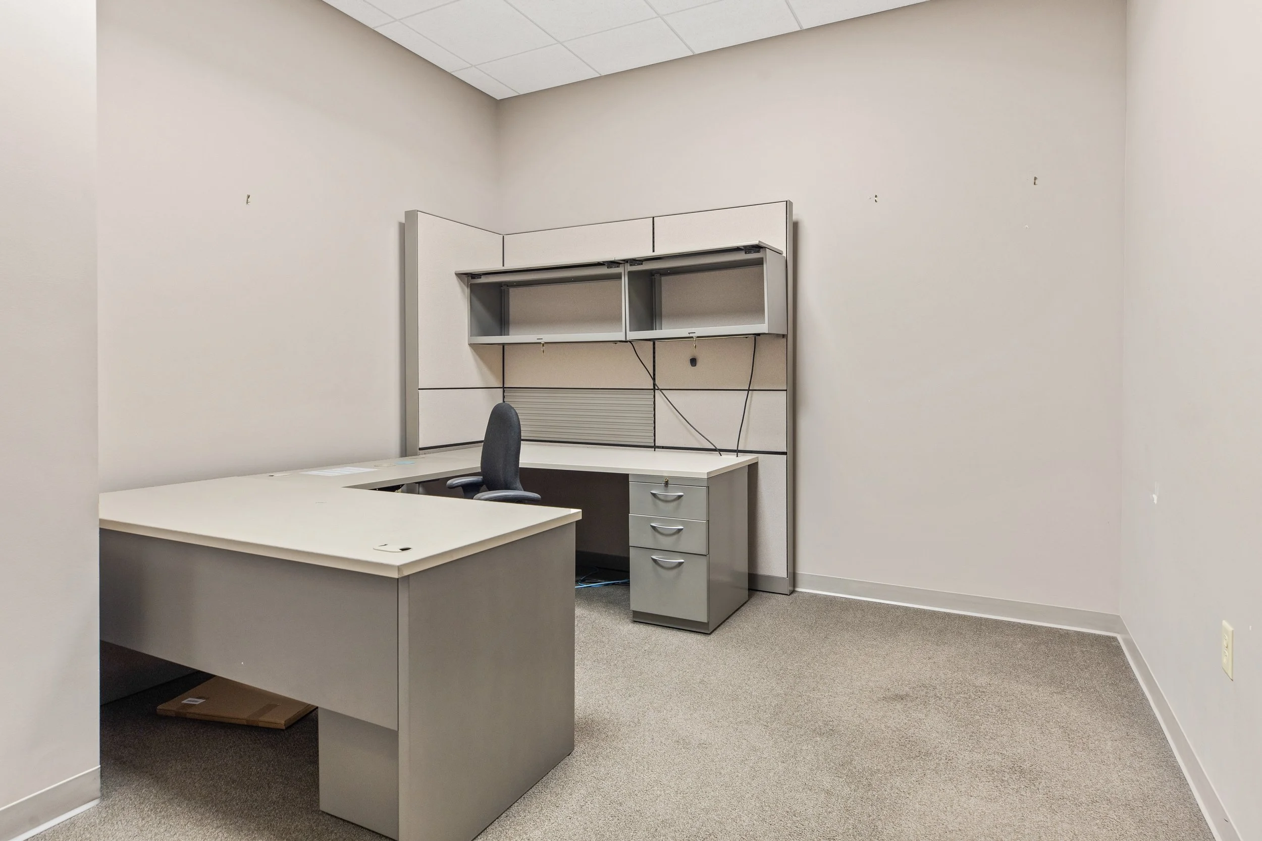 Camellia Tower II 2000 Kaliste Saloom Rd — River Ranch Commercial