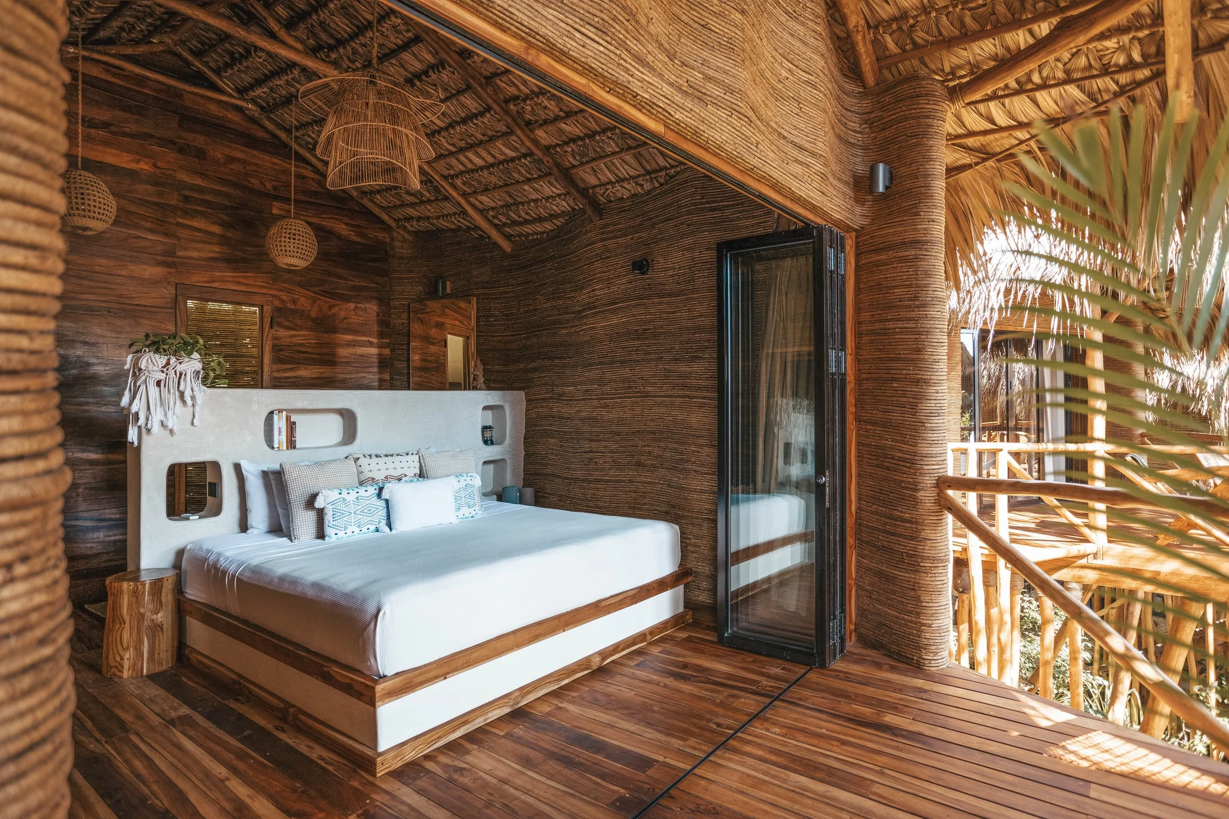 Copy of JJL_2045(1)-jungle-tree-house-edited.jpg