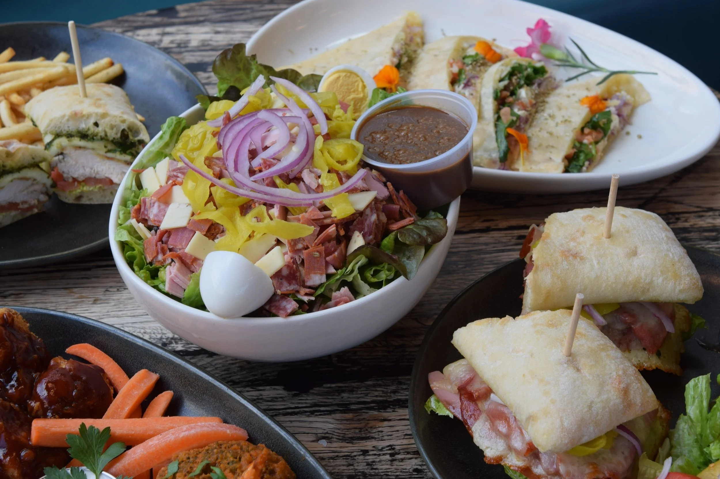 Café Dining — The Feedery at Grow + Gather